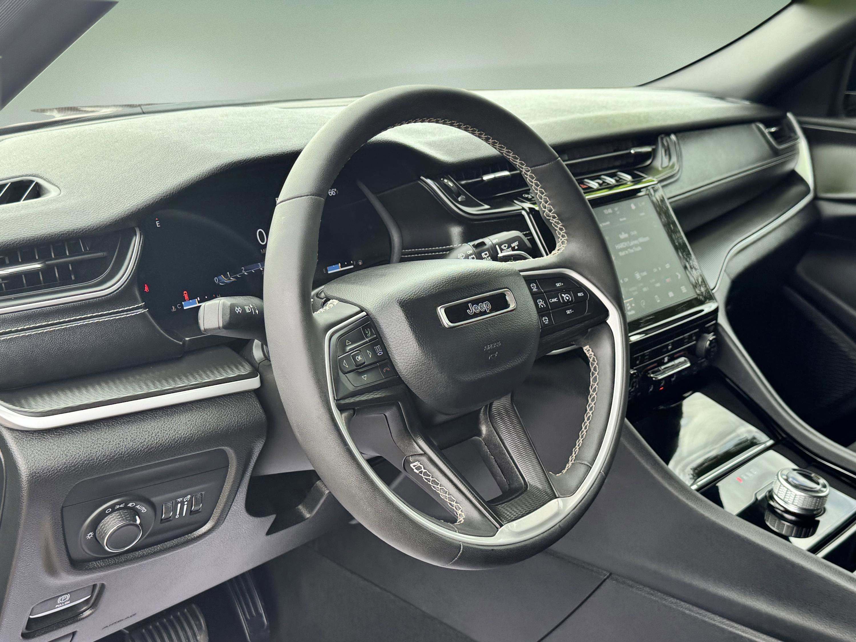 2023 Jeep Grand Cherokee Altitude X