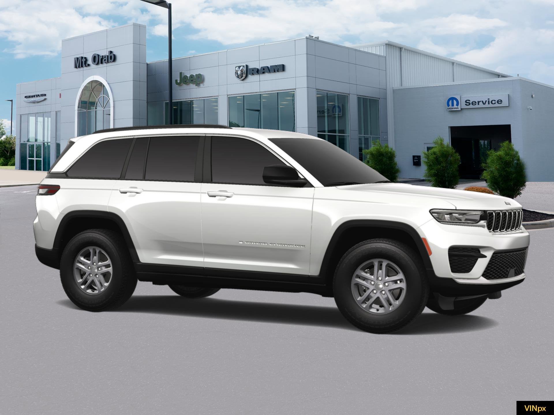2025 Jeep Grand Cherokee Laredo