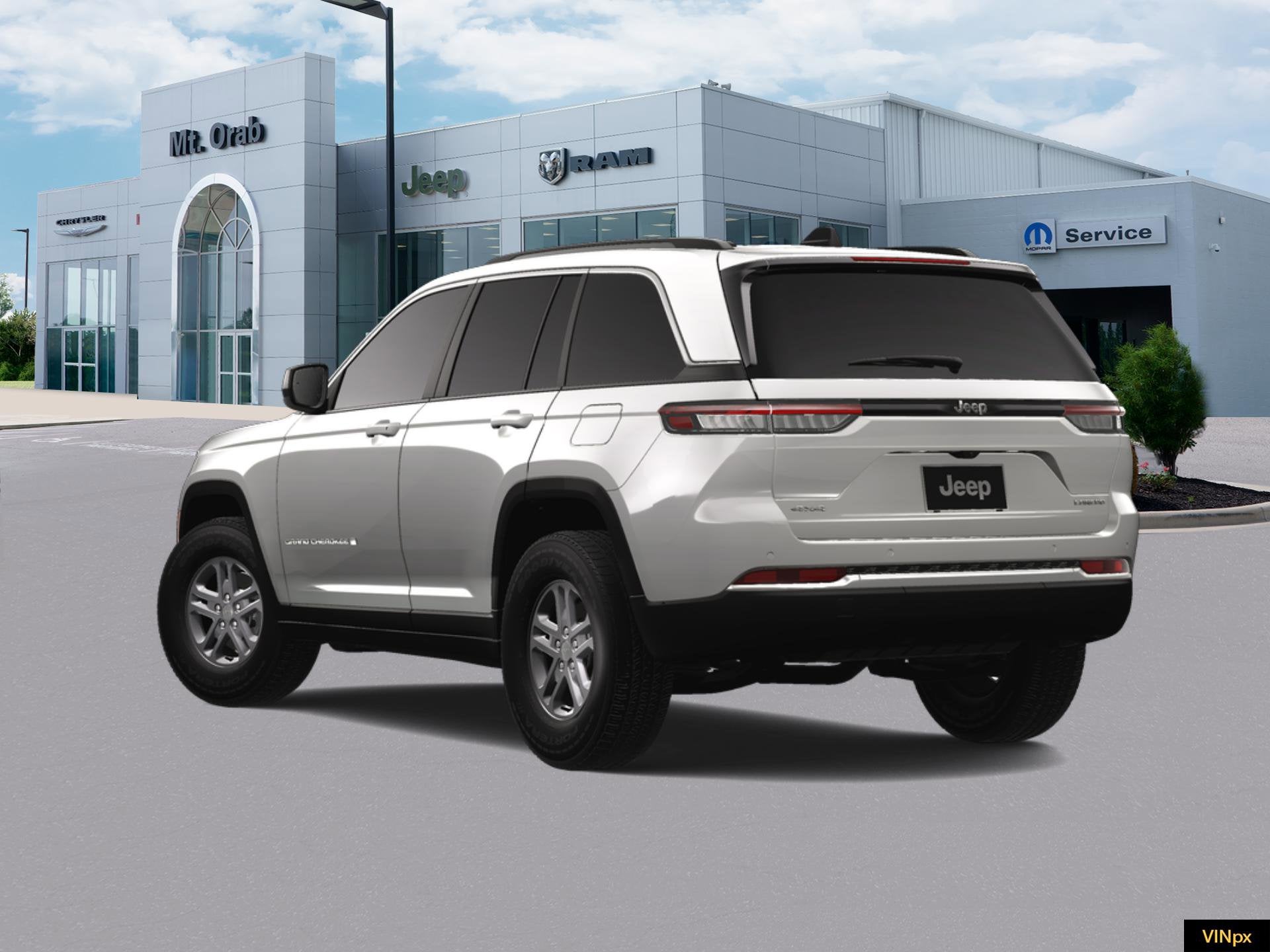 2025 Jeep Grand Cherokee Laredo