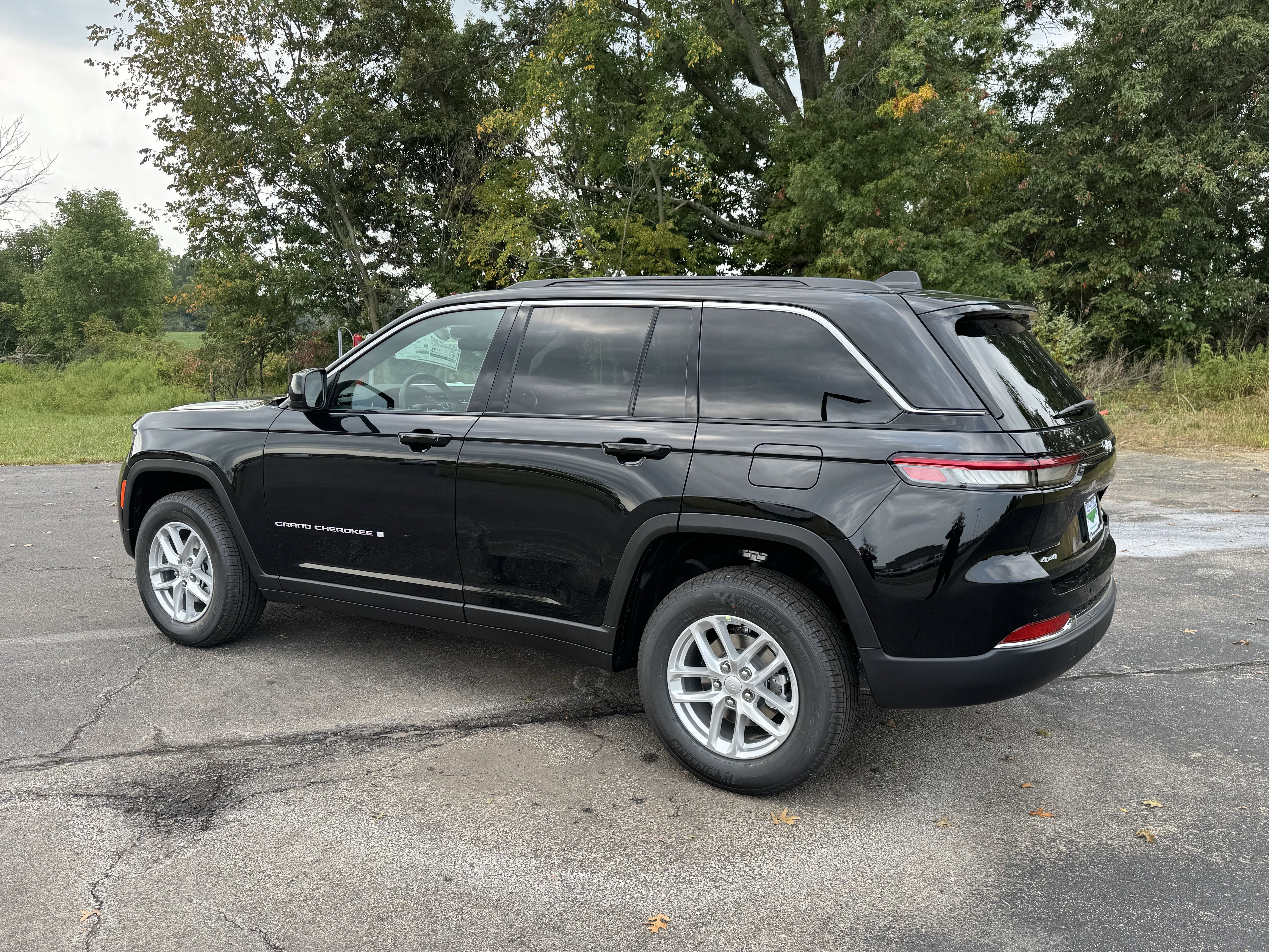 2025 Jeep Grand Cherokee Laredo X