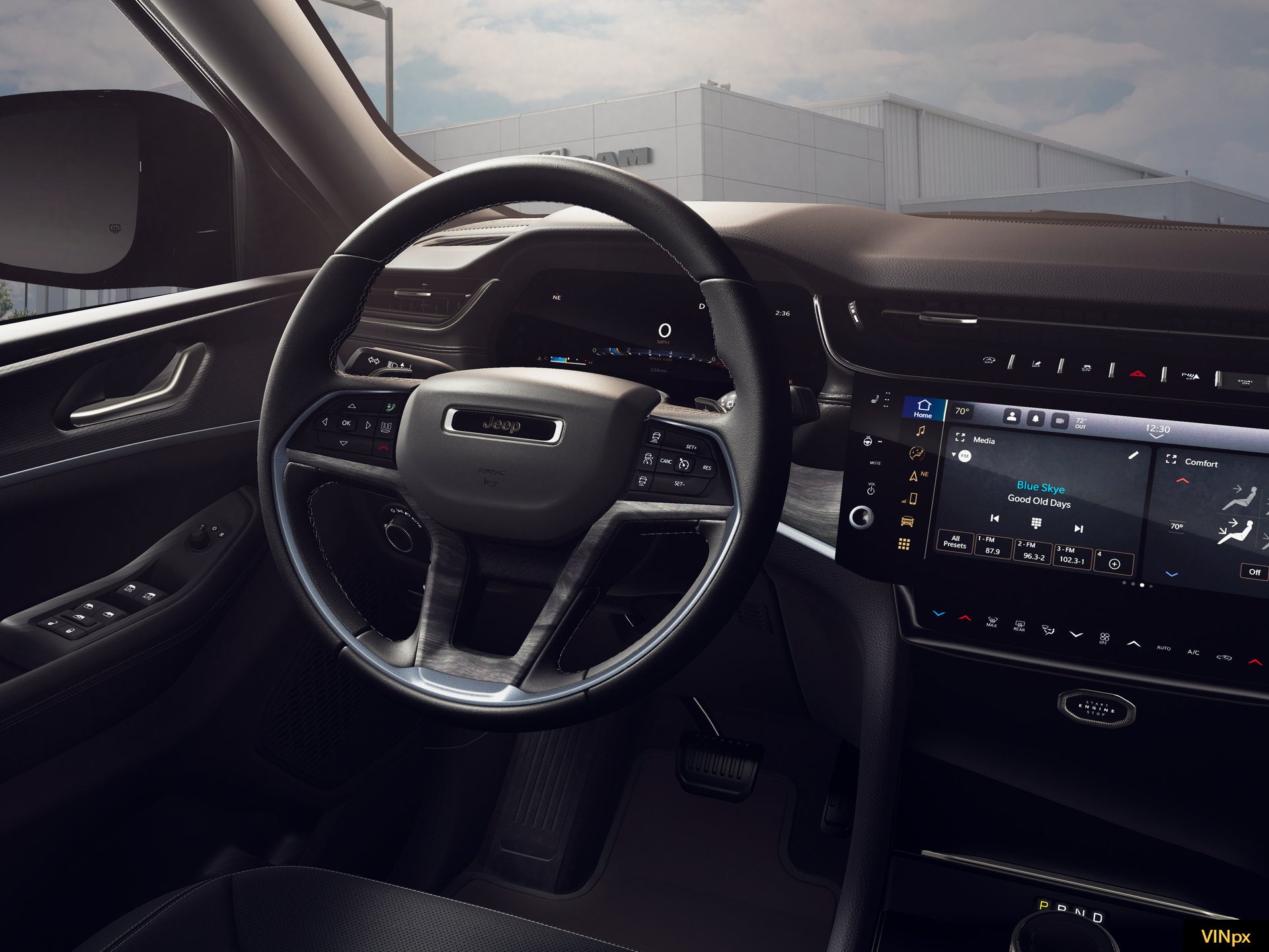 2026 Jeep Grand Cherokee Laredo Altitude