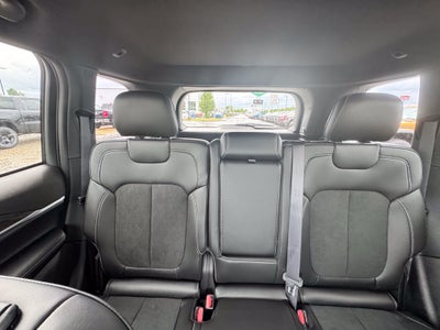 2026 Jeep Grand Cherokee Laredo Altitude