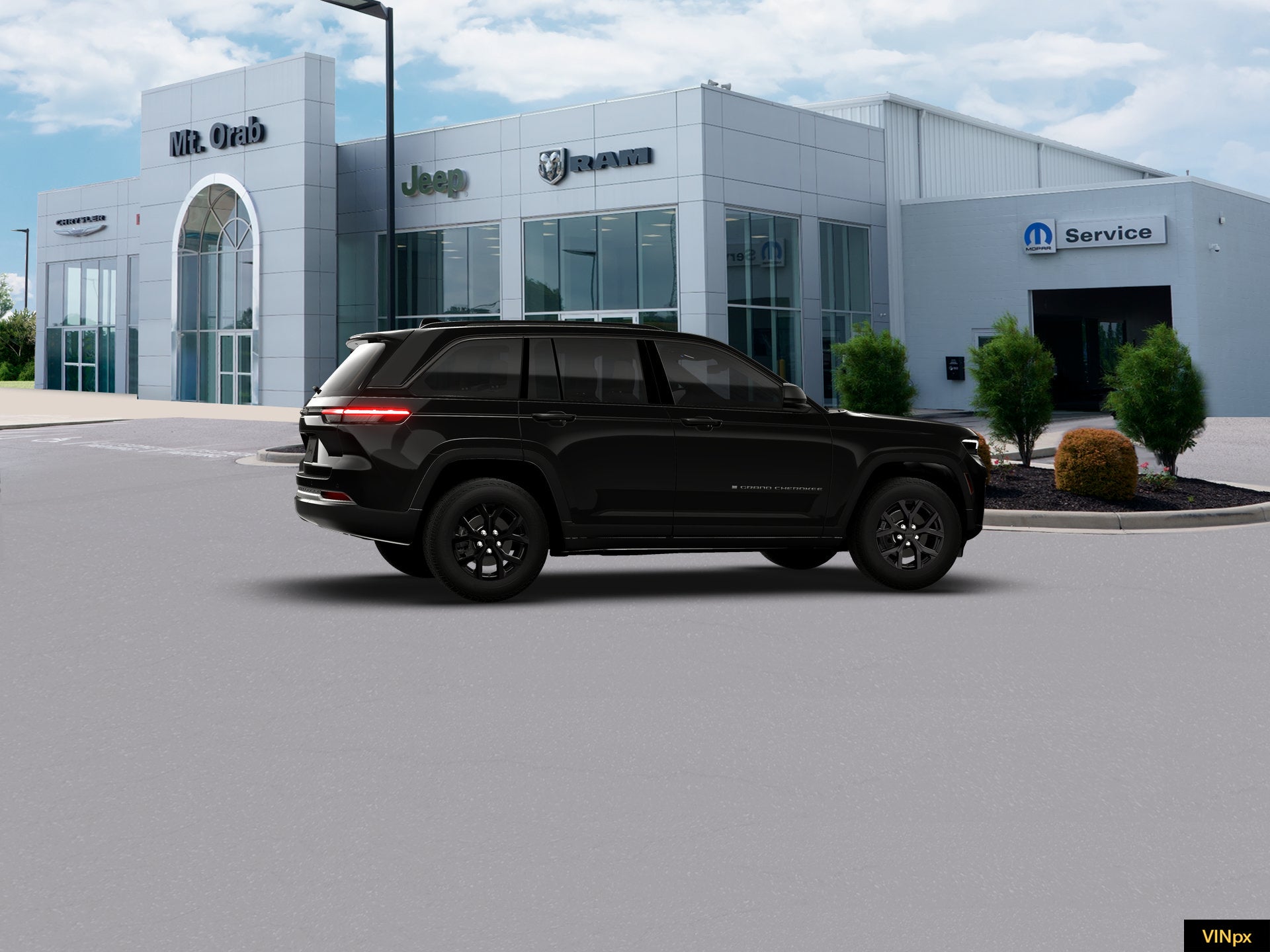 2026 Jeep Grand Cherokee Laredo Altitude