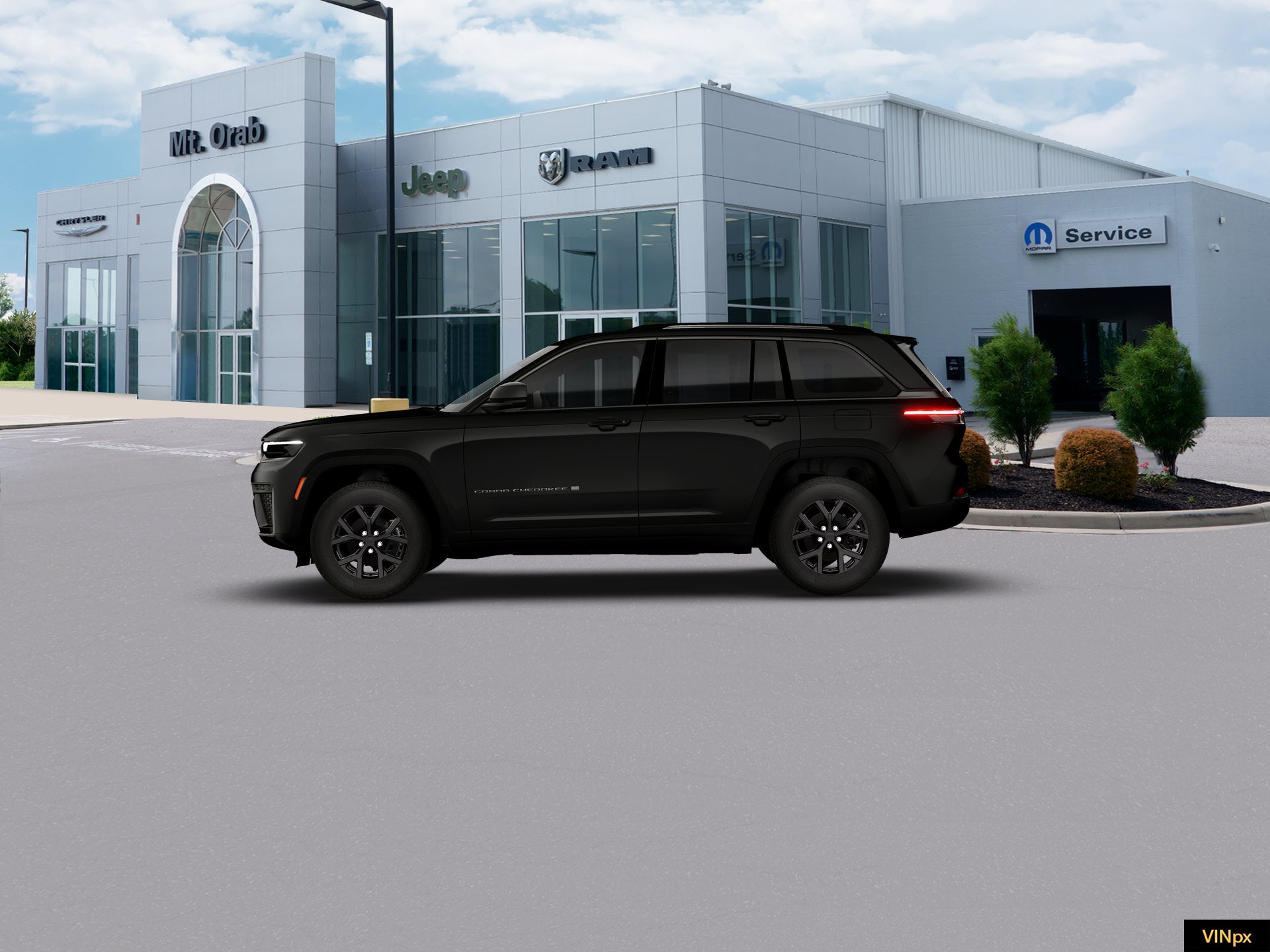 2026 Jeep Grand Cherokee Laredo Altitude