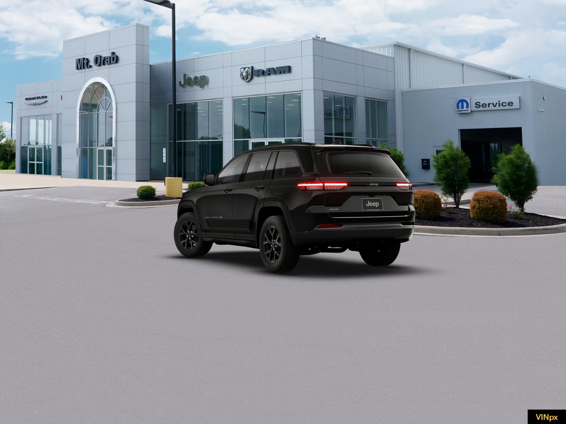 2026 Jeep Grand Cherokee Laredo Altitude