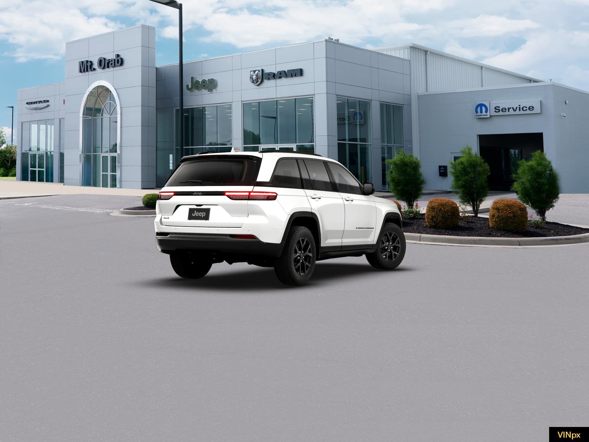 2026 Jeep Grand Cherokee Laredo Altitude