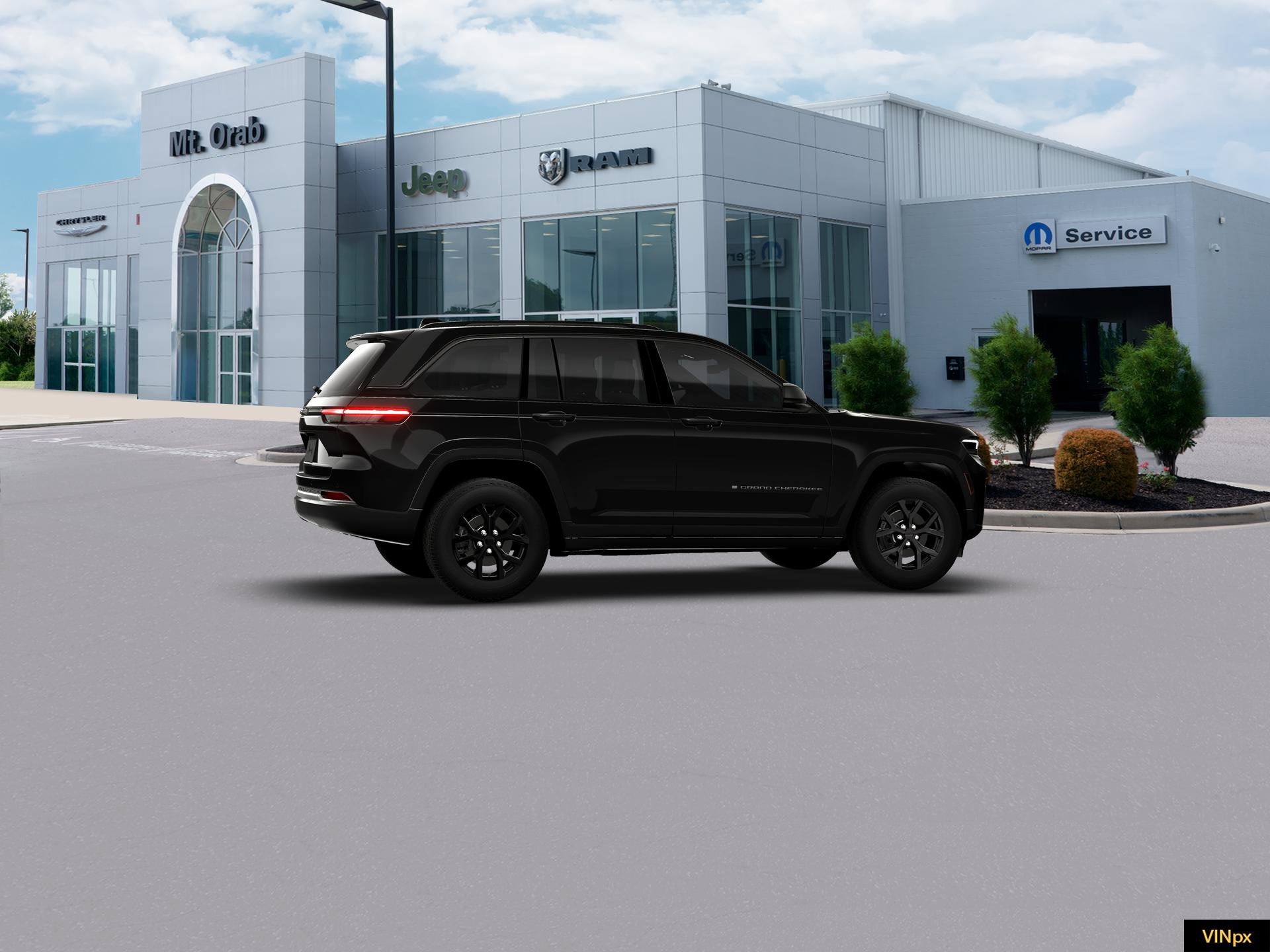 2026 Jeep Grand Cherokee Laredo Altitude