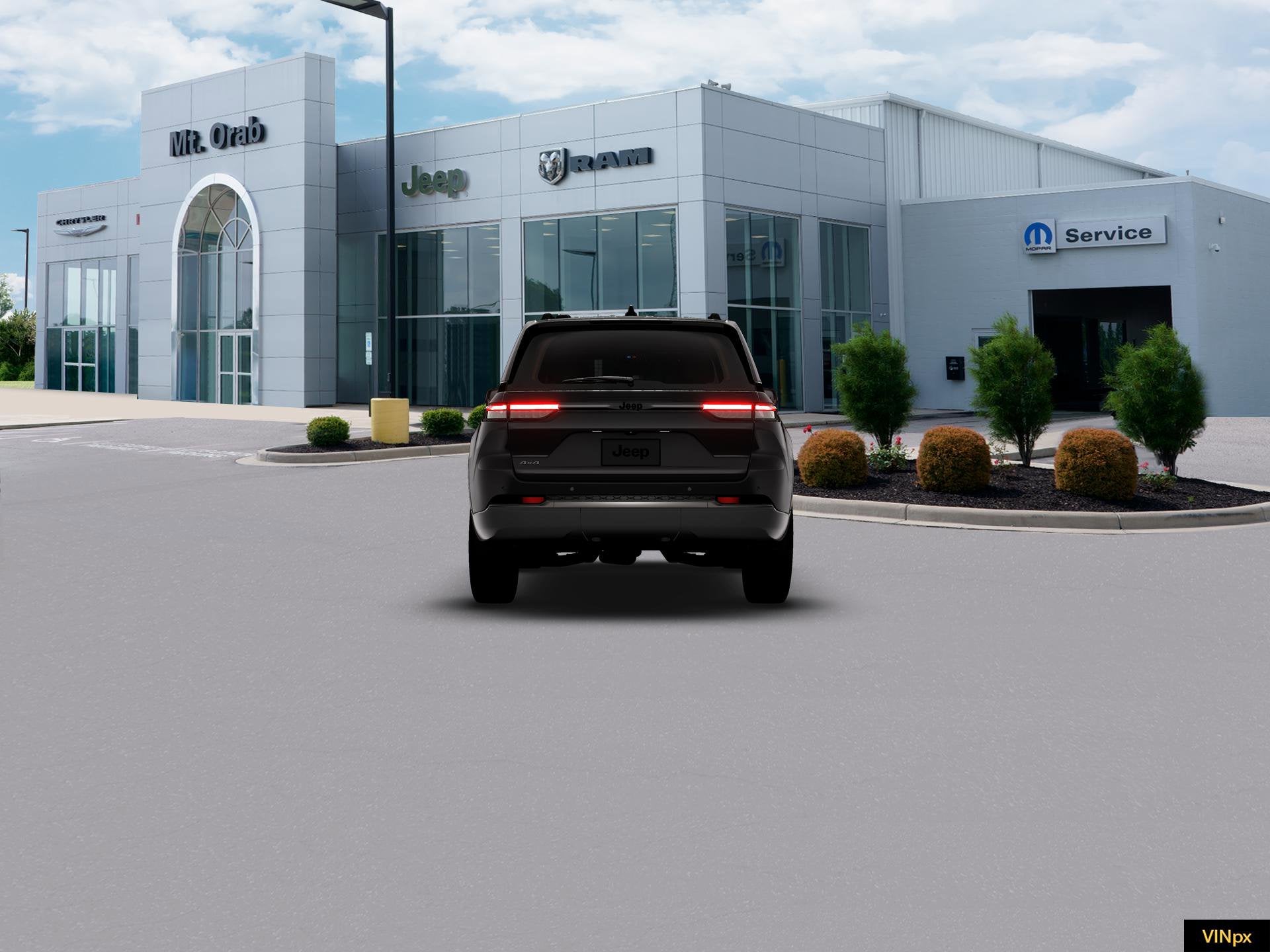 2026 Jeep Grand Cherokee Laredo Altitude
