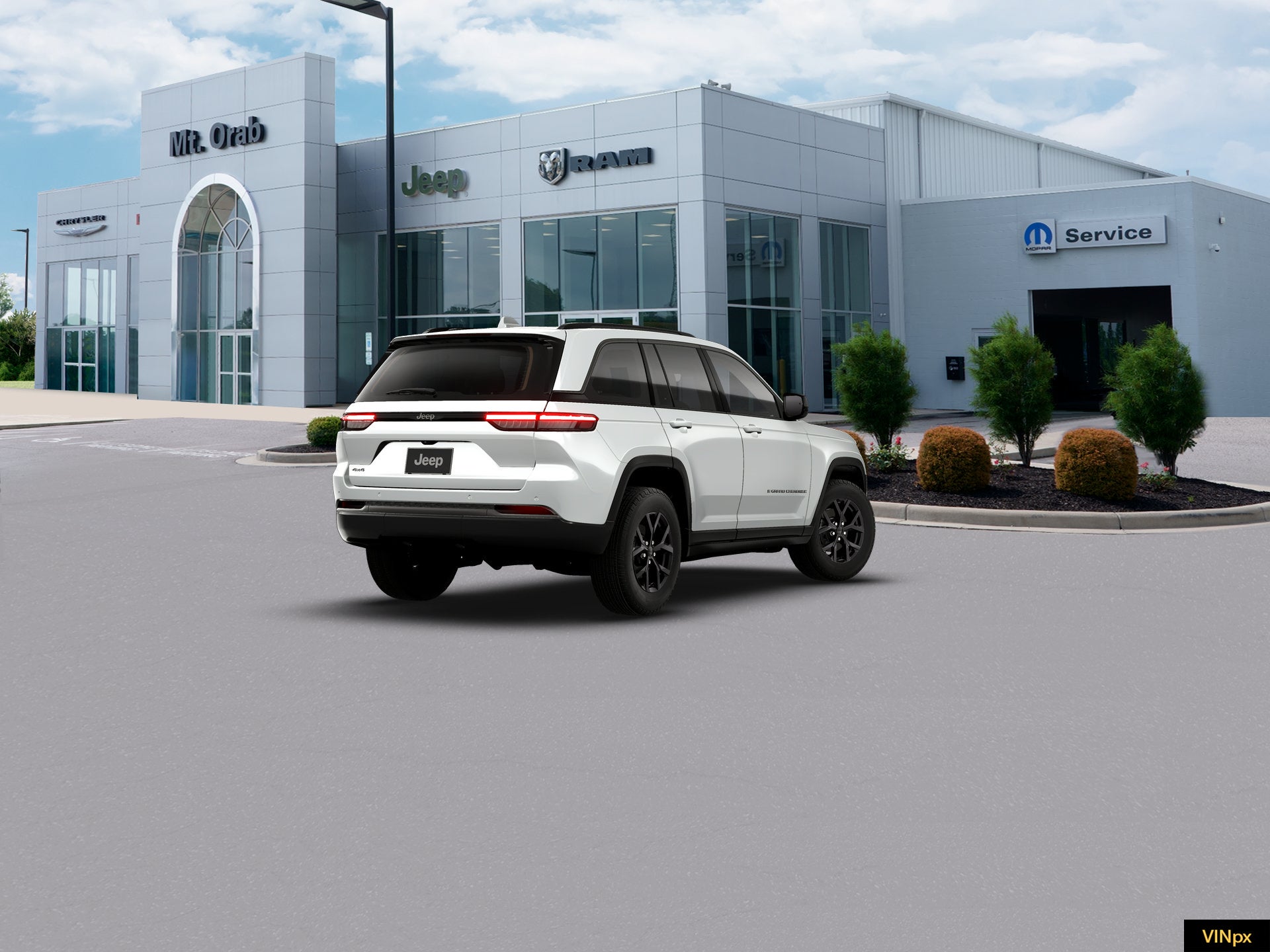 2026 Jeep Grand Cherokee Laredo Altitude