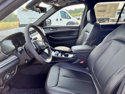 2026 Jeep Grand Cherokee 85th Anniversary Edition