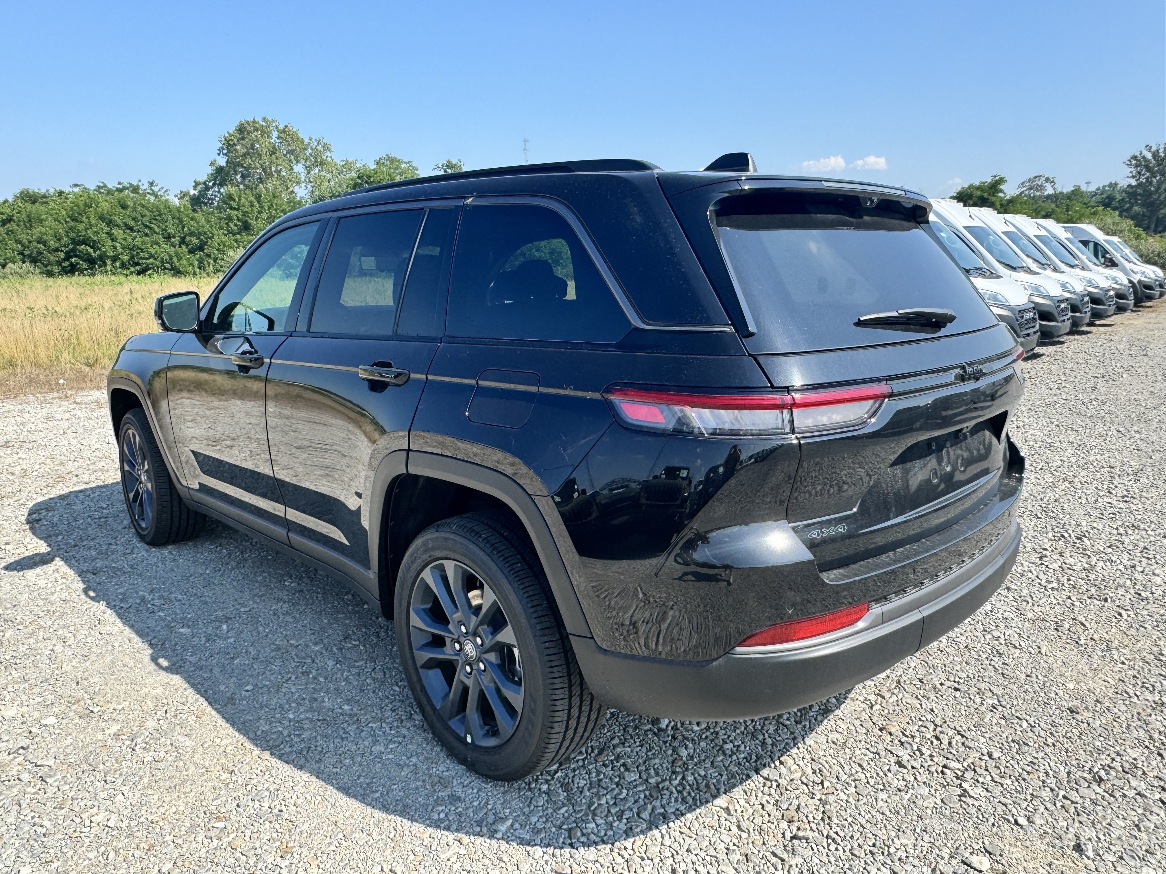2026 Jeep Grand Cherokee 85th Anniversary Edition