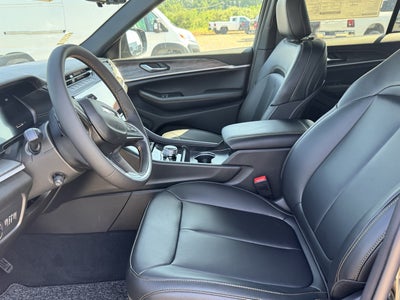 2026 Jeep Grand Cherokee 85th Anniversary Edition