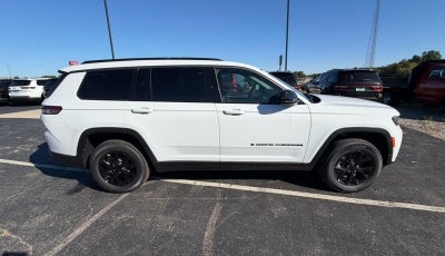 2026 Jeep Grand Cherokee L Laredo Altitude