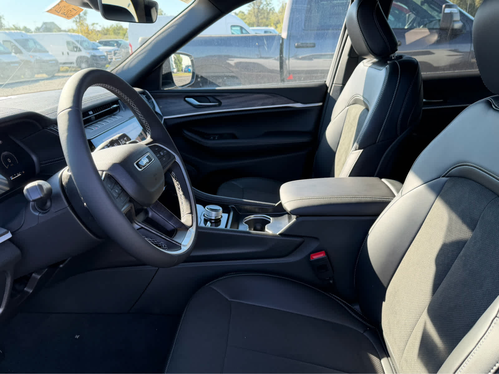 2026 Jeep Grand Cherokee L Laredo Altitude