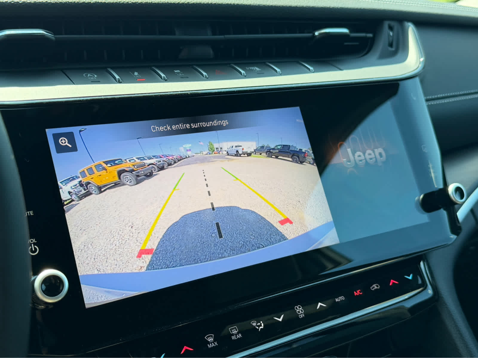 2026 Jeep Grand Cherokee L Laredo Altitude