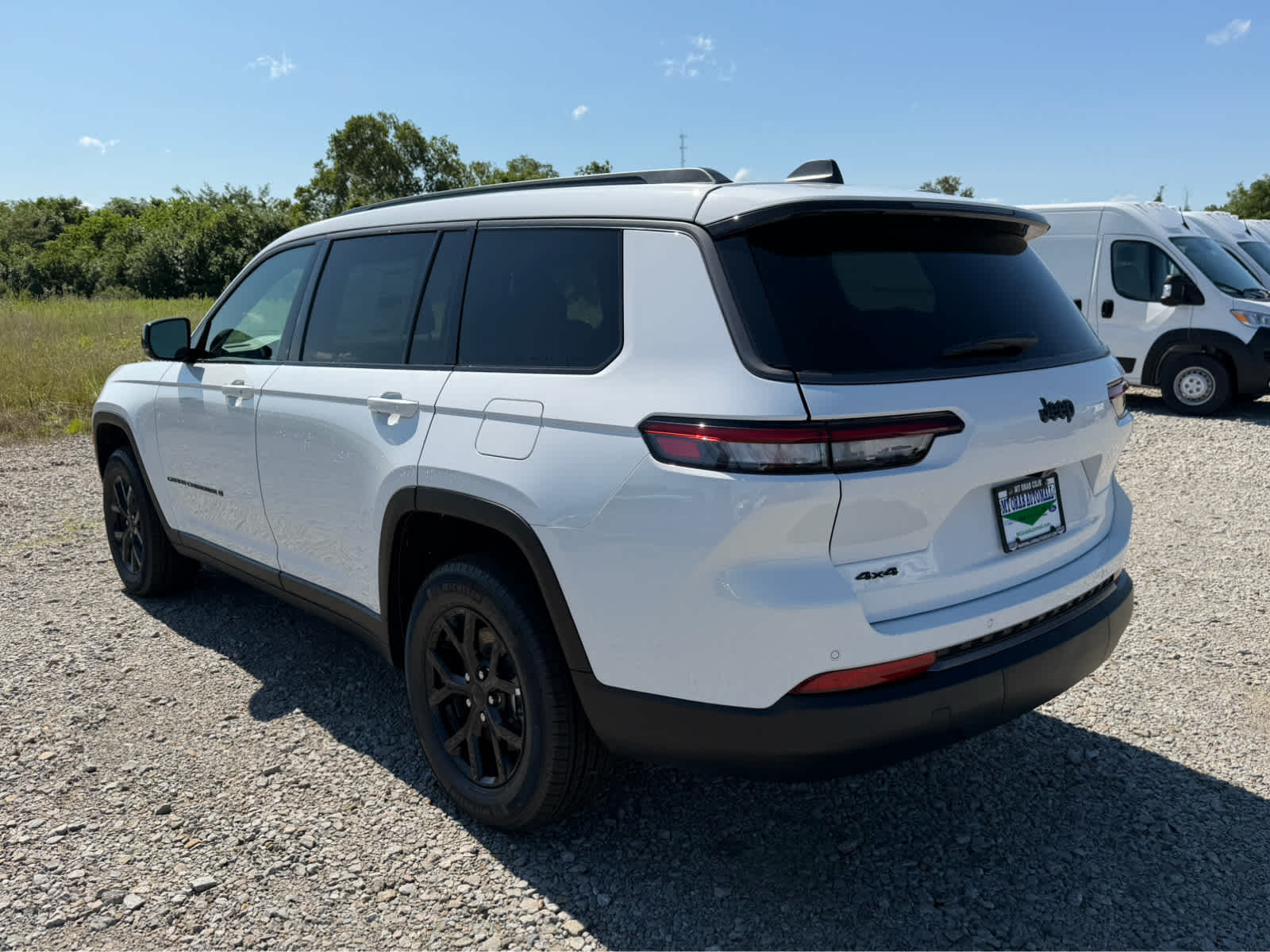 2026 Jeep Grand Cherokee L Laredo Altitude