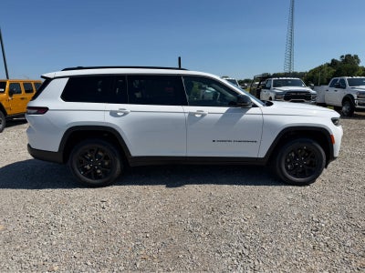2026 Jeep Grand Cherokee L Laredo Altitude
