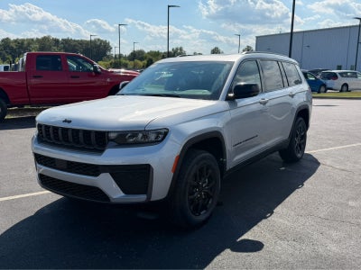 2026 Jeep Grand Cherokee L Laredo Altitude