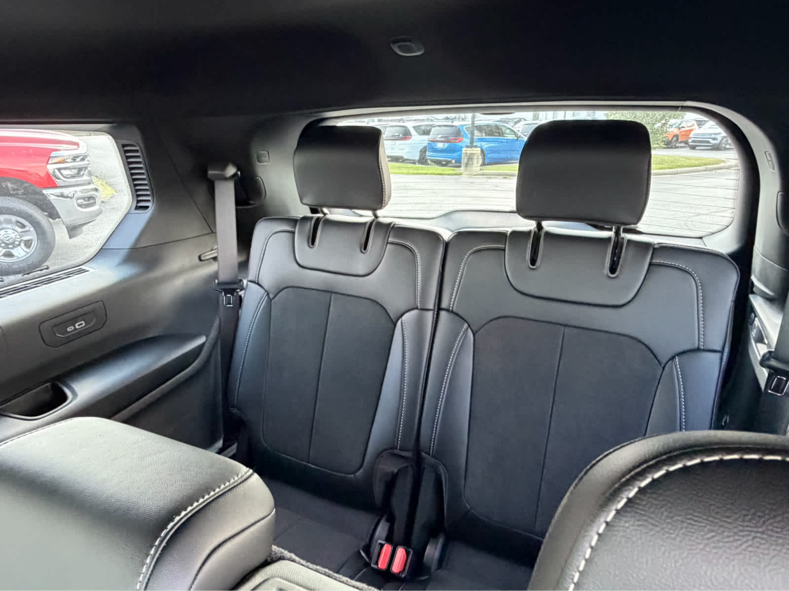 2026 Jeep Grand Cherokee L Laredo Altitude