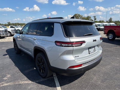 2026 Jeep Grand Cherokee L Laredo Altitude
