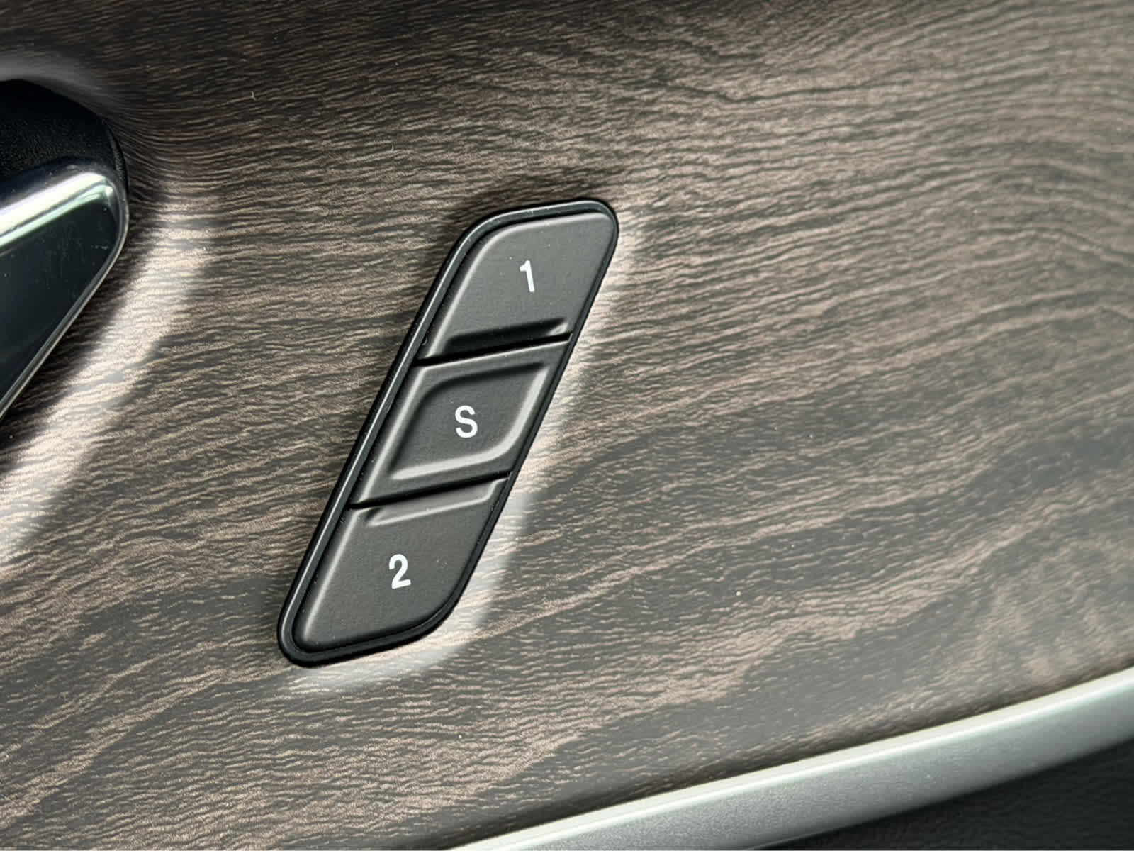 2027 Jeep Grand Cherokee L Limited