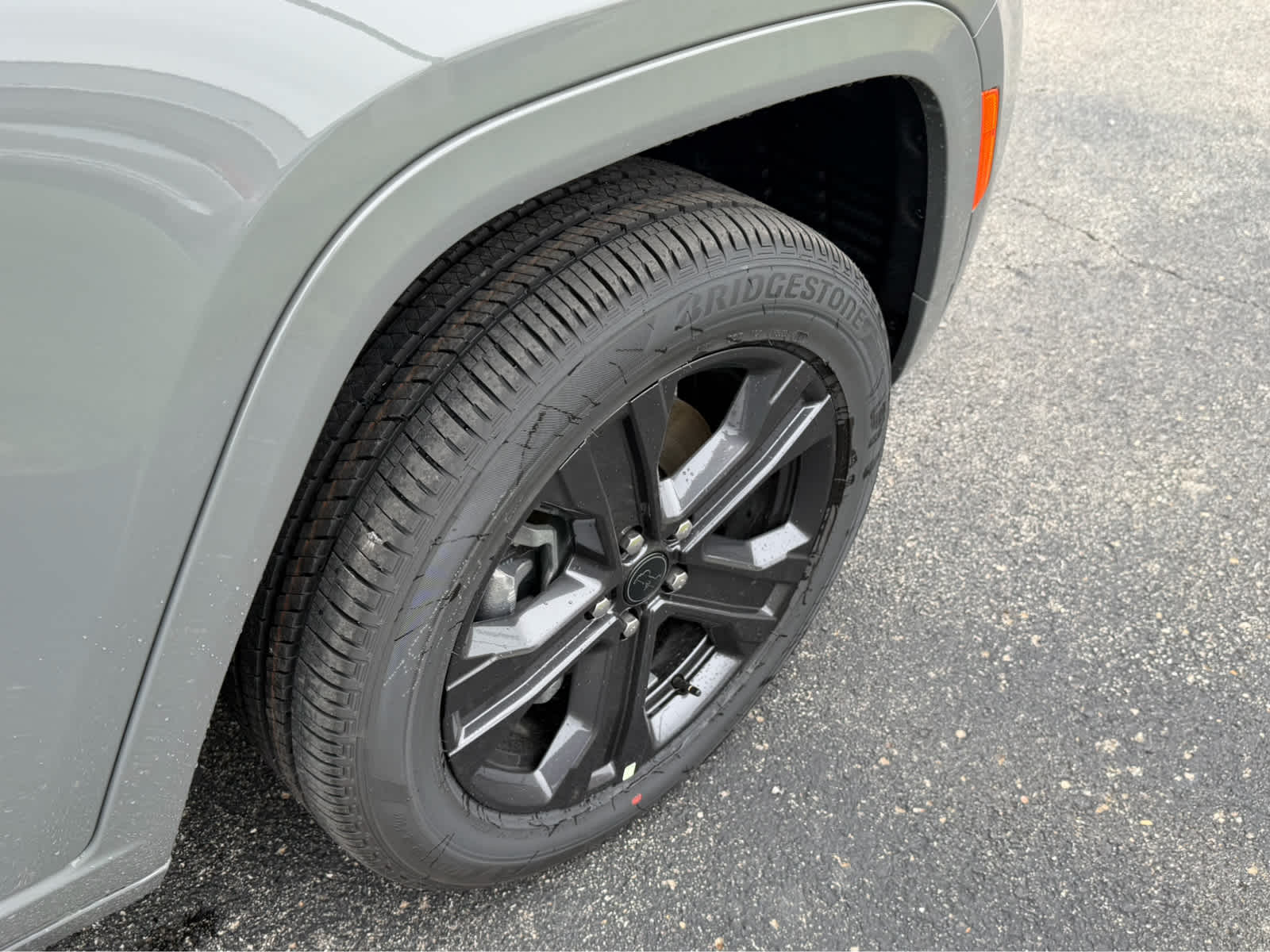2027 Jeep Grand Cherokee L Limited Reserve
