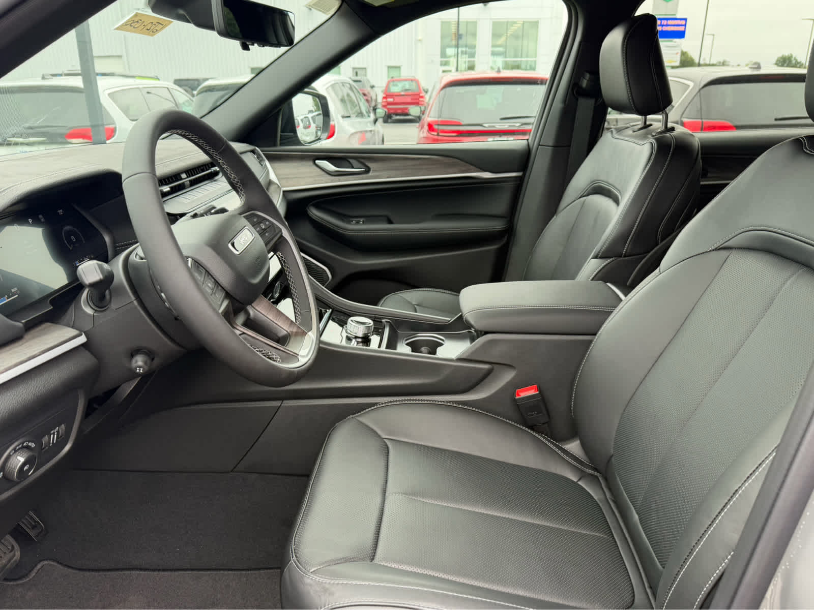 2027 Jeep Grand Cherokee L Limited Reserve