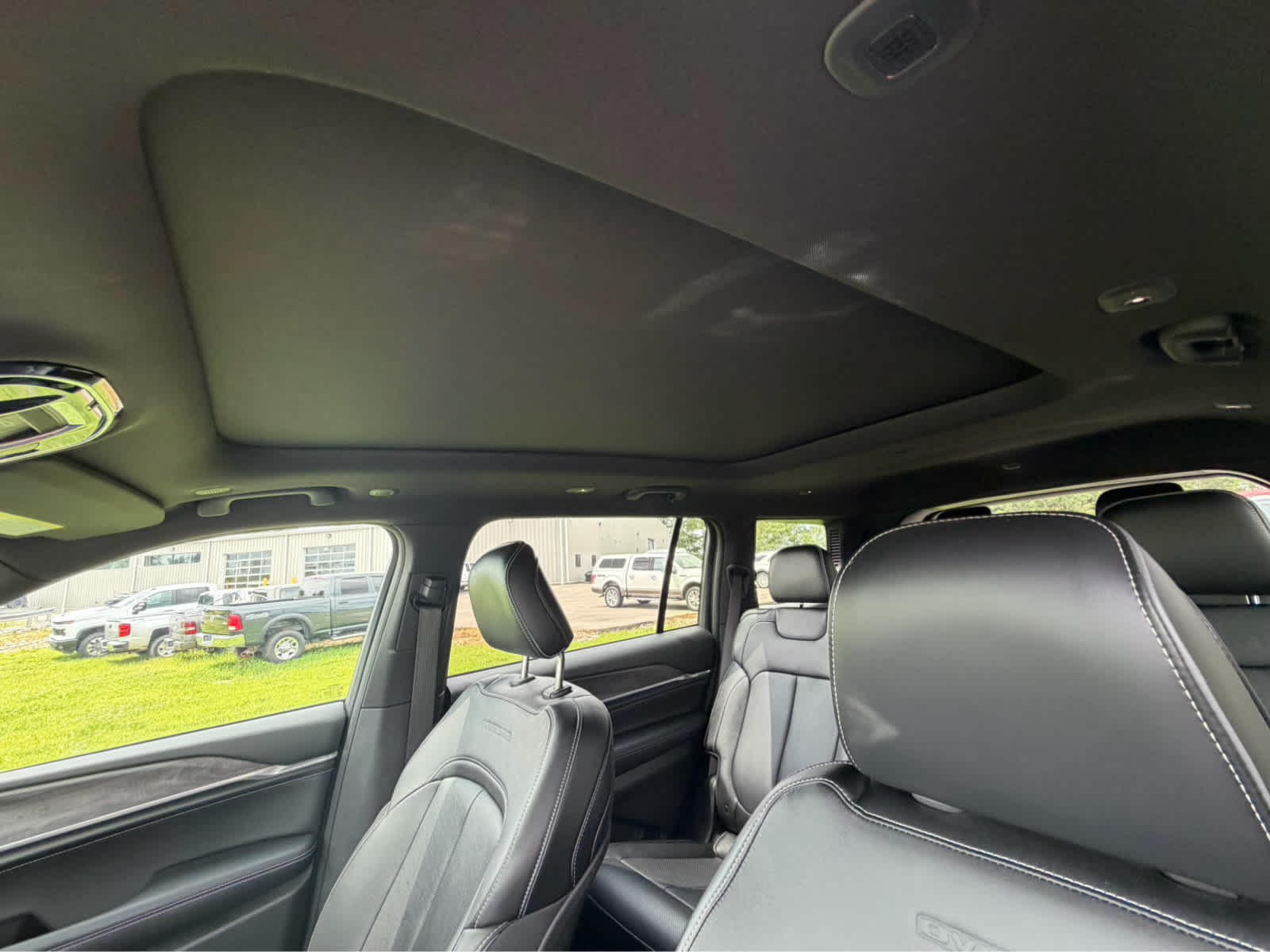 2023 Jeep Grand Cherokee L Overland