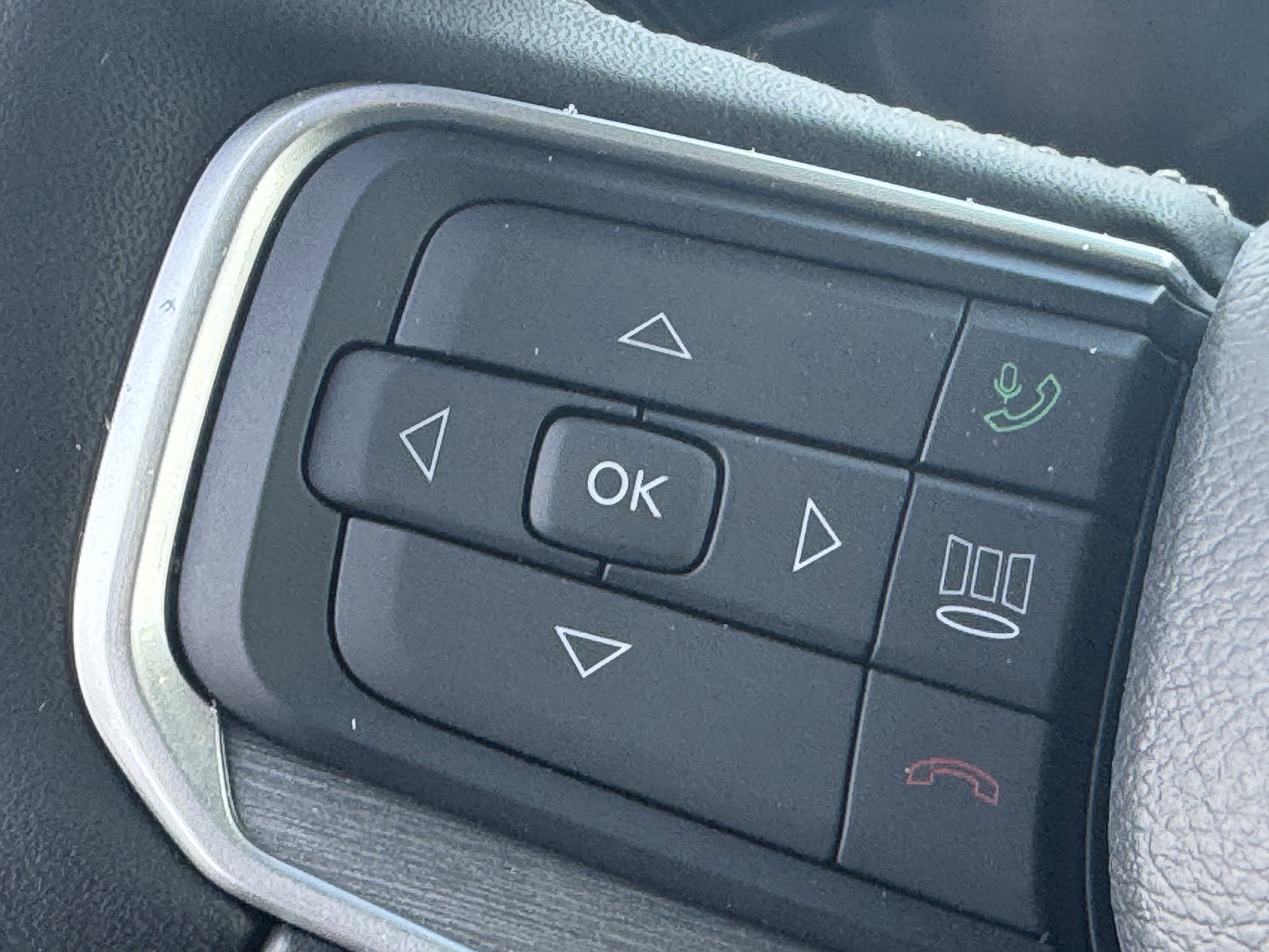 2026 Jeep Grand Wagoneer Base