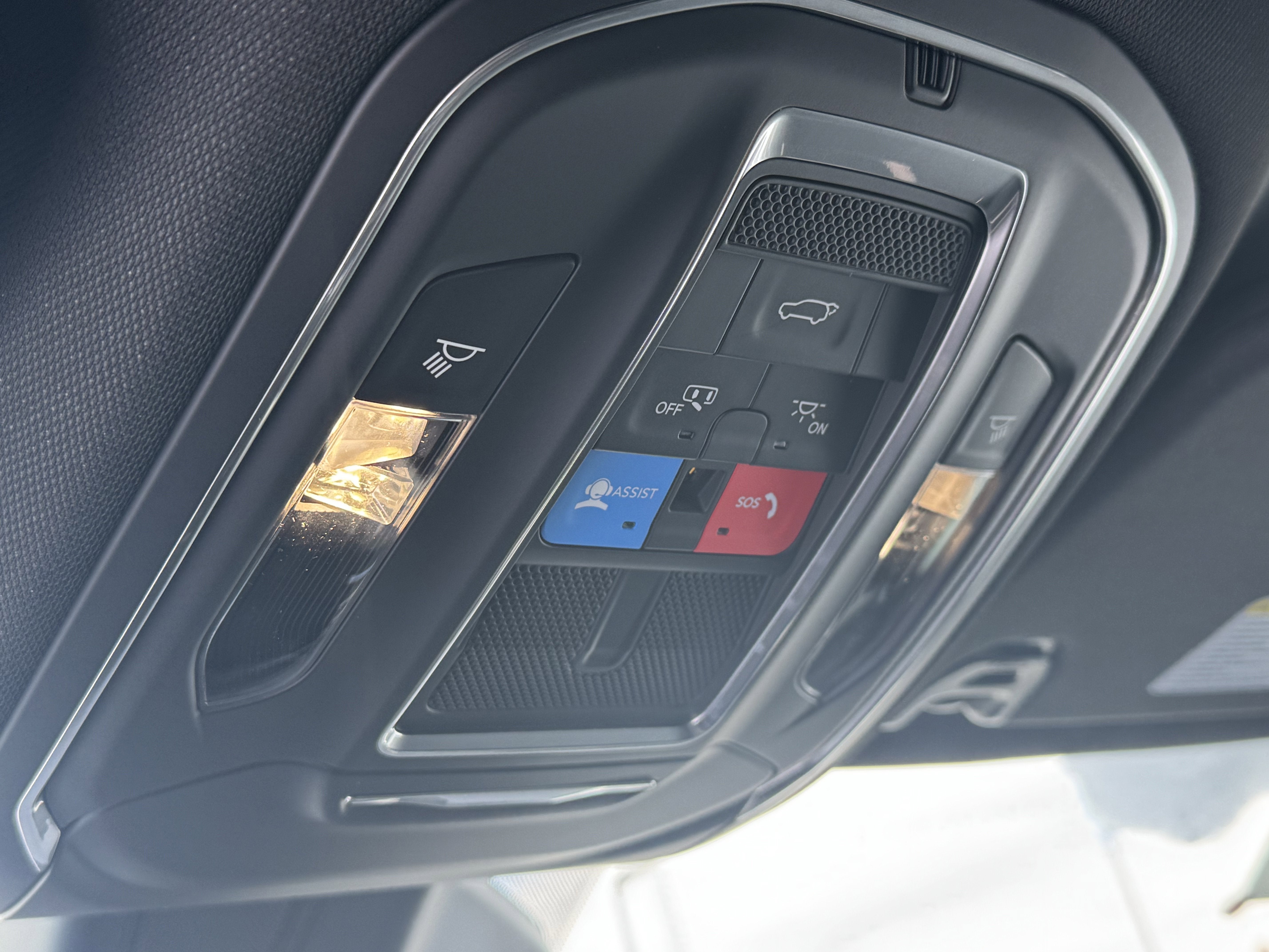 2026 Jeep Grand Wagoneer Base