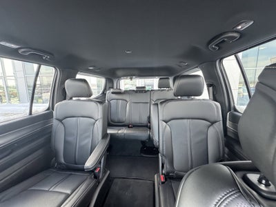 2026 Jeep Grand Wagoneer Base