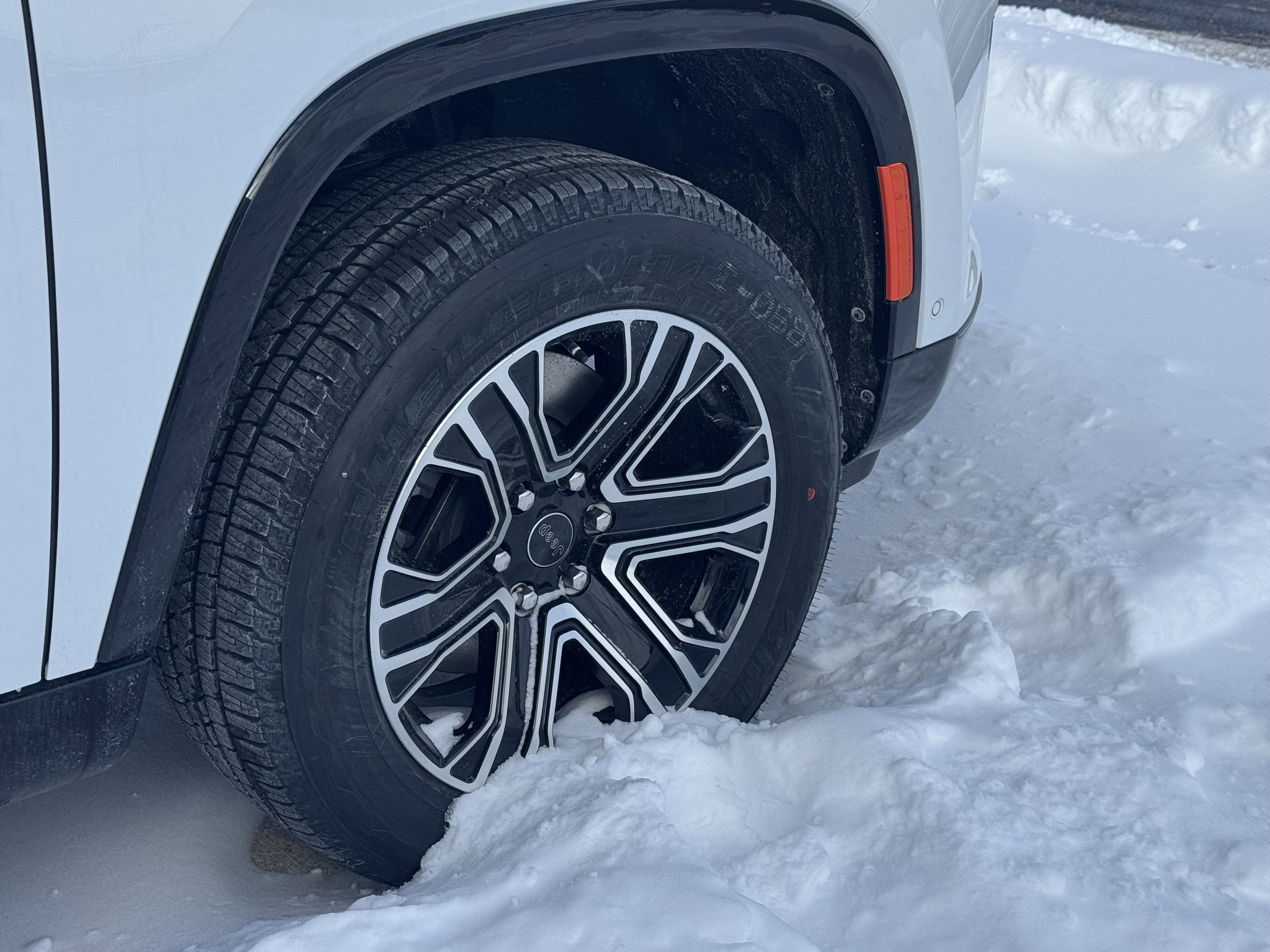 2026 Jeep Grand Wagoneer Base