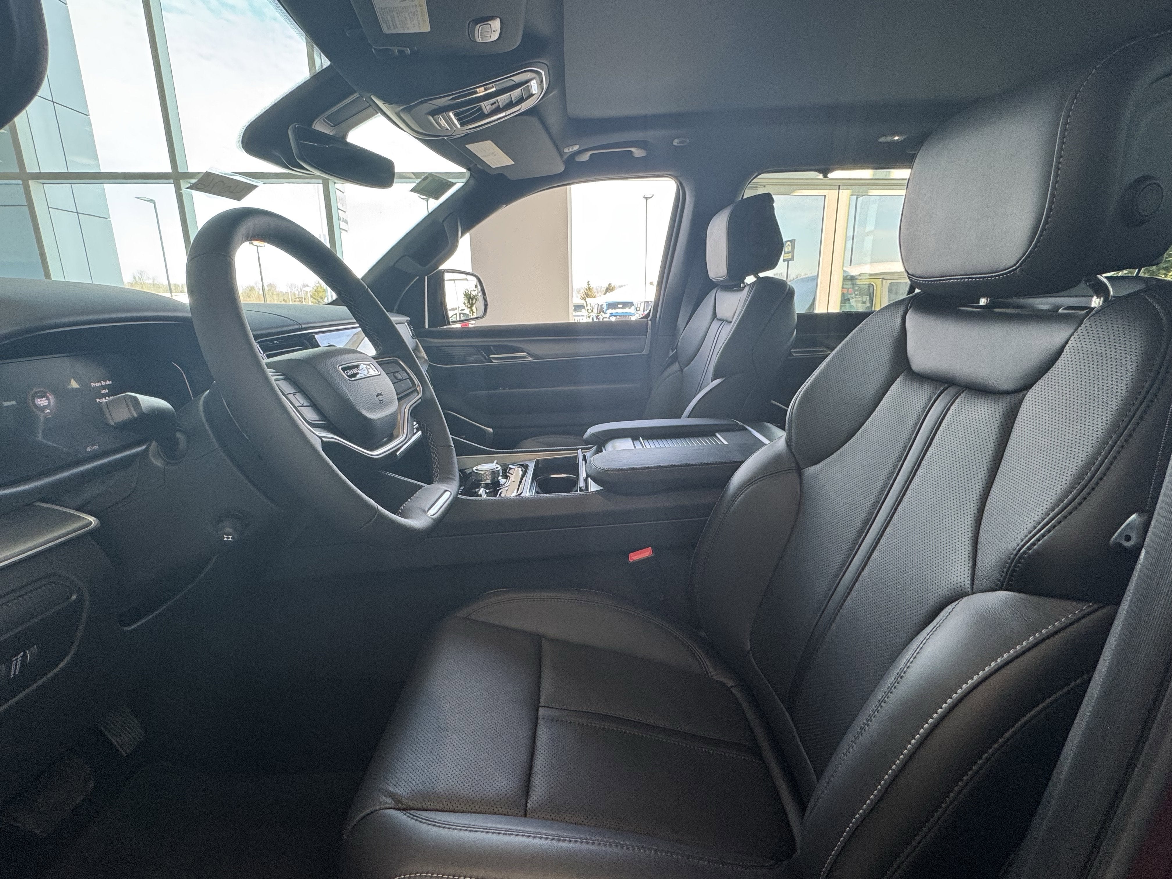 2026 Jeep Grand Wagoneer Base