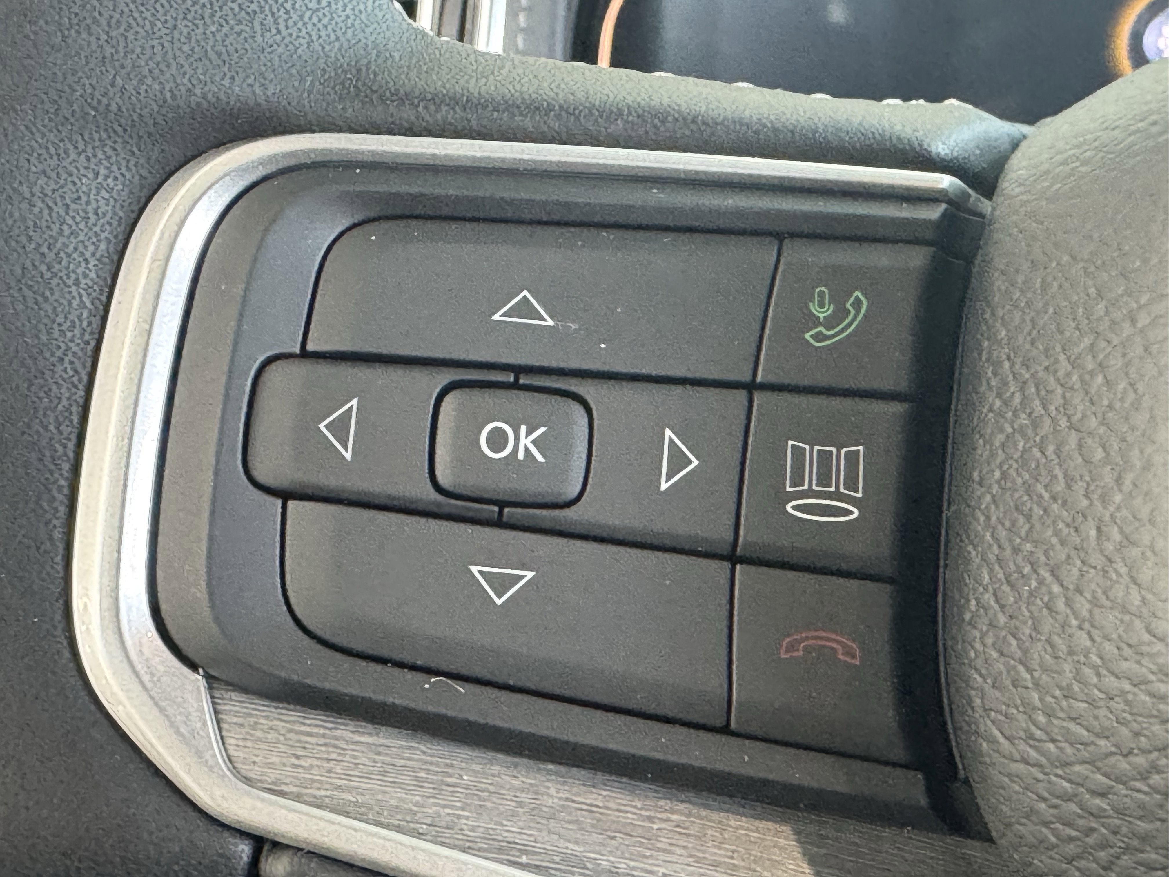 2026 Jeep Grand Wagoneer Base