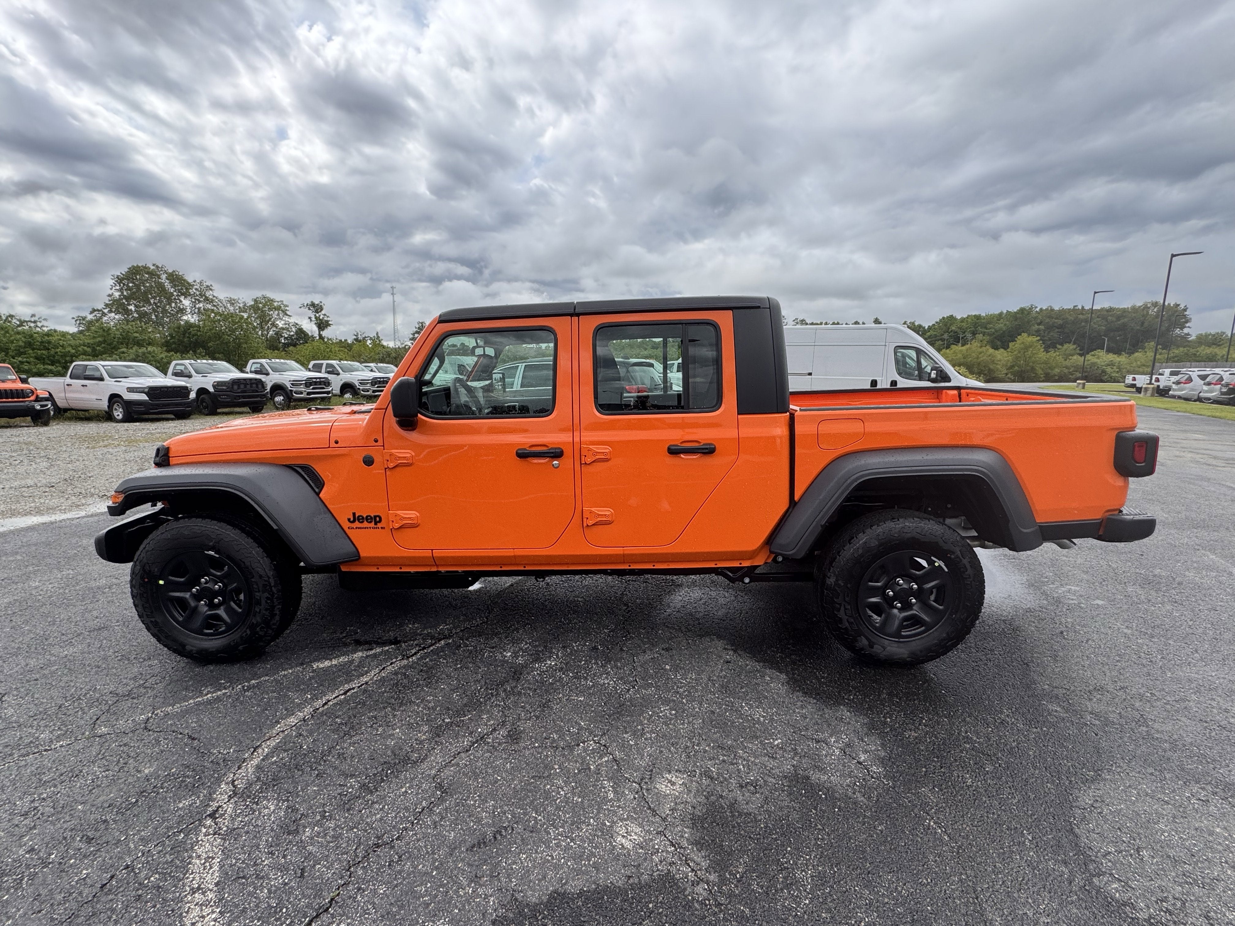 2026 Jeep Gladiator Sport