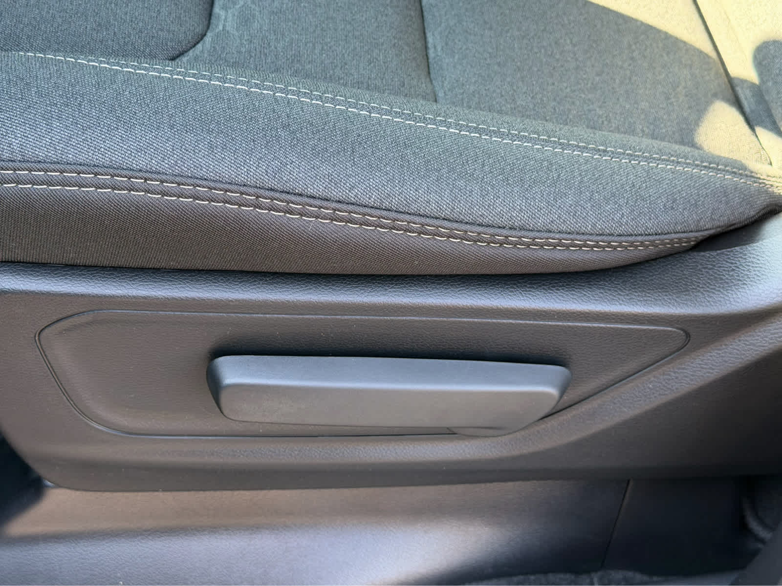 2027 RAM 1500 Express