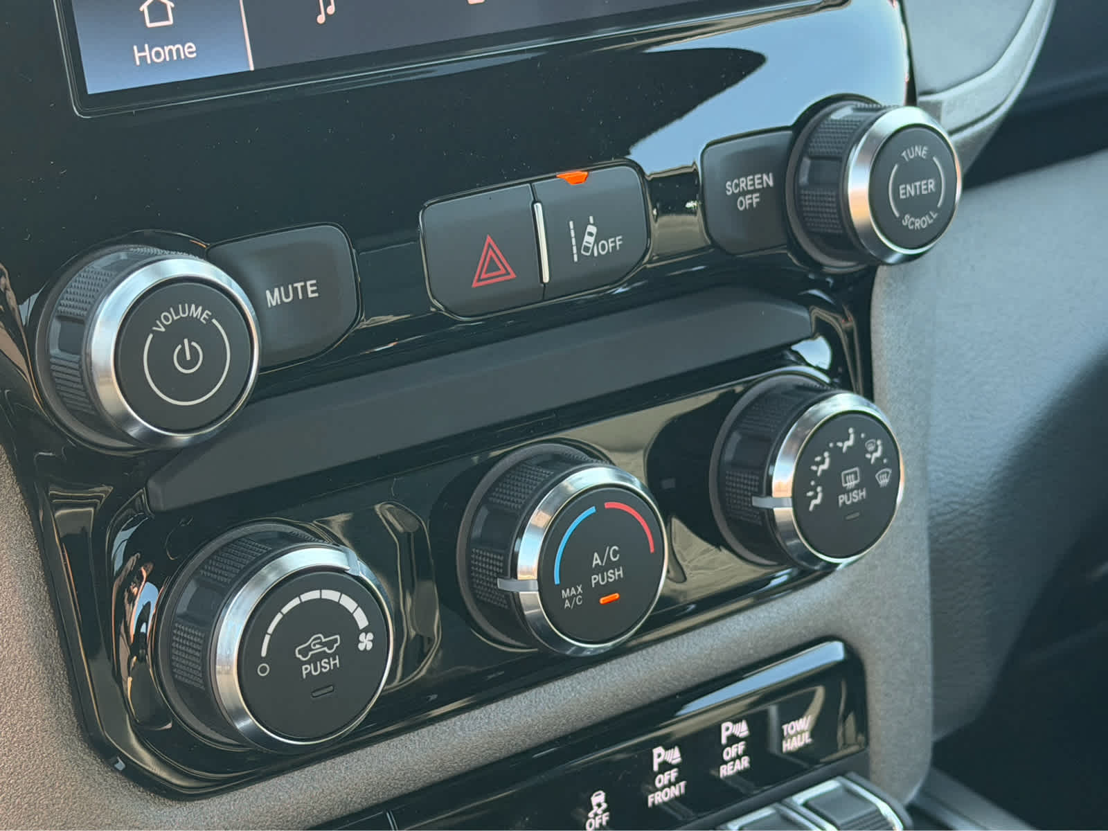 2027 RAM 1500 Express