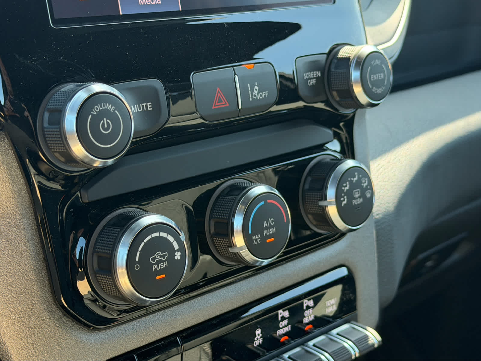 2026 RAM 1500 Warlock