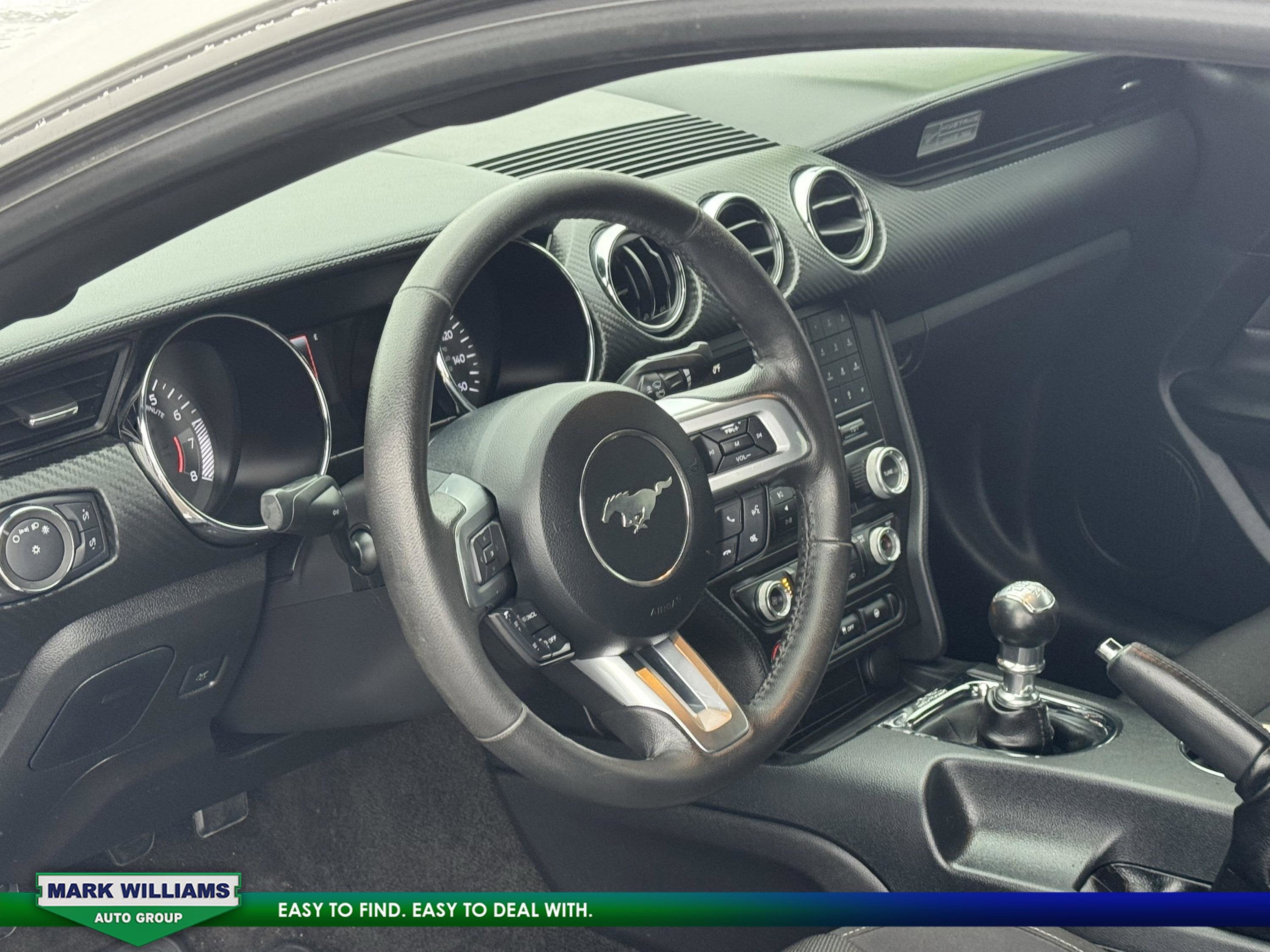 2015 Ford Mustang V6