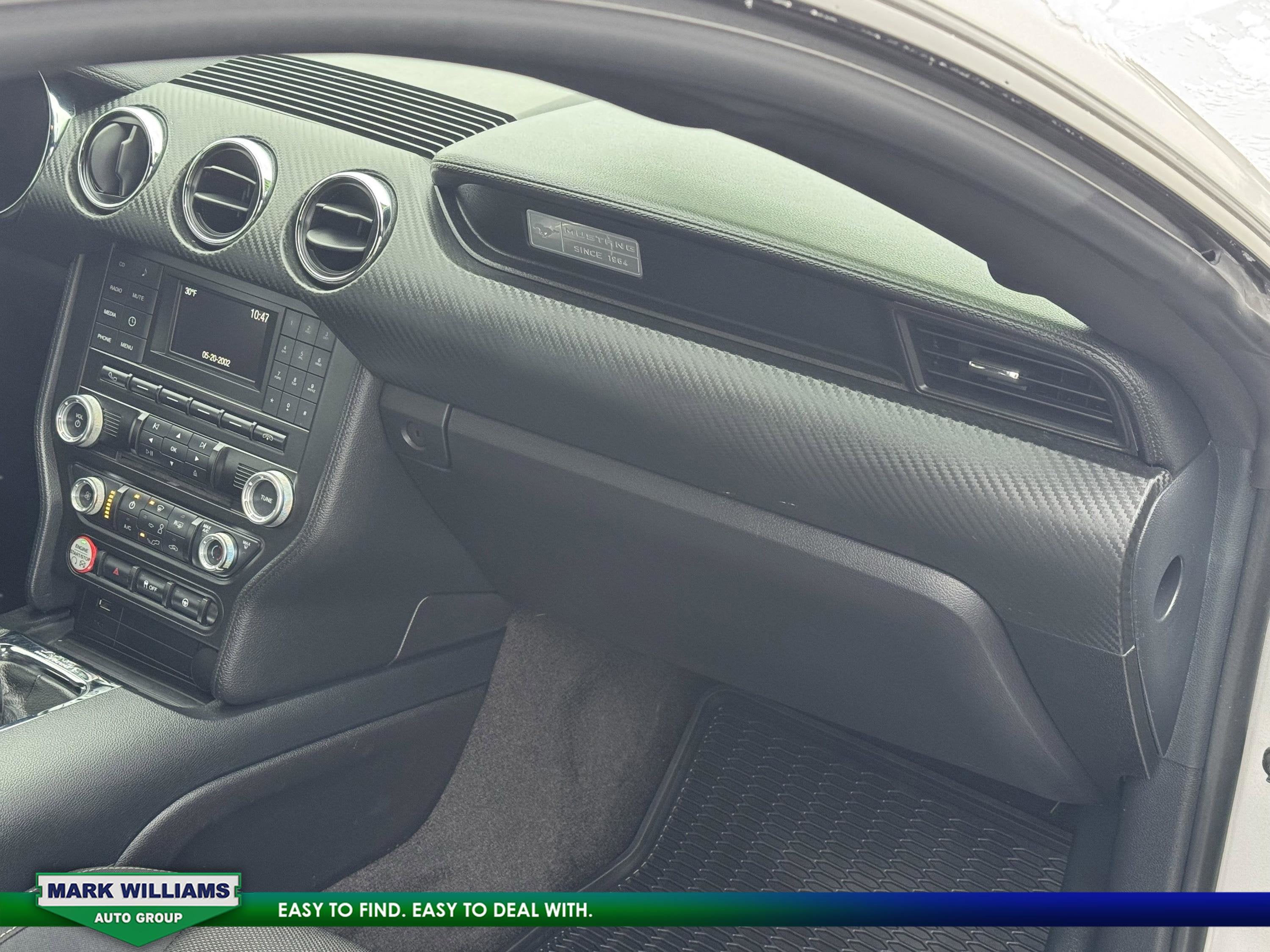 2015 Ford Mustang V6