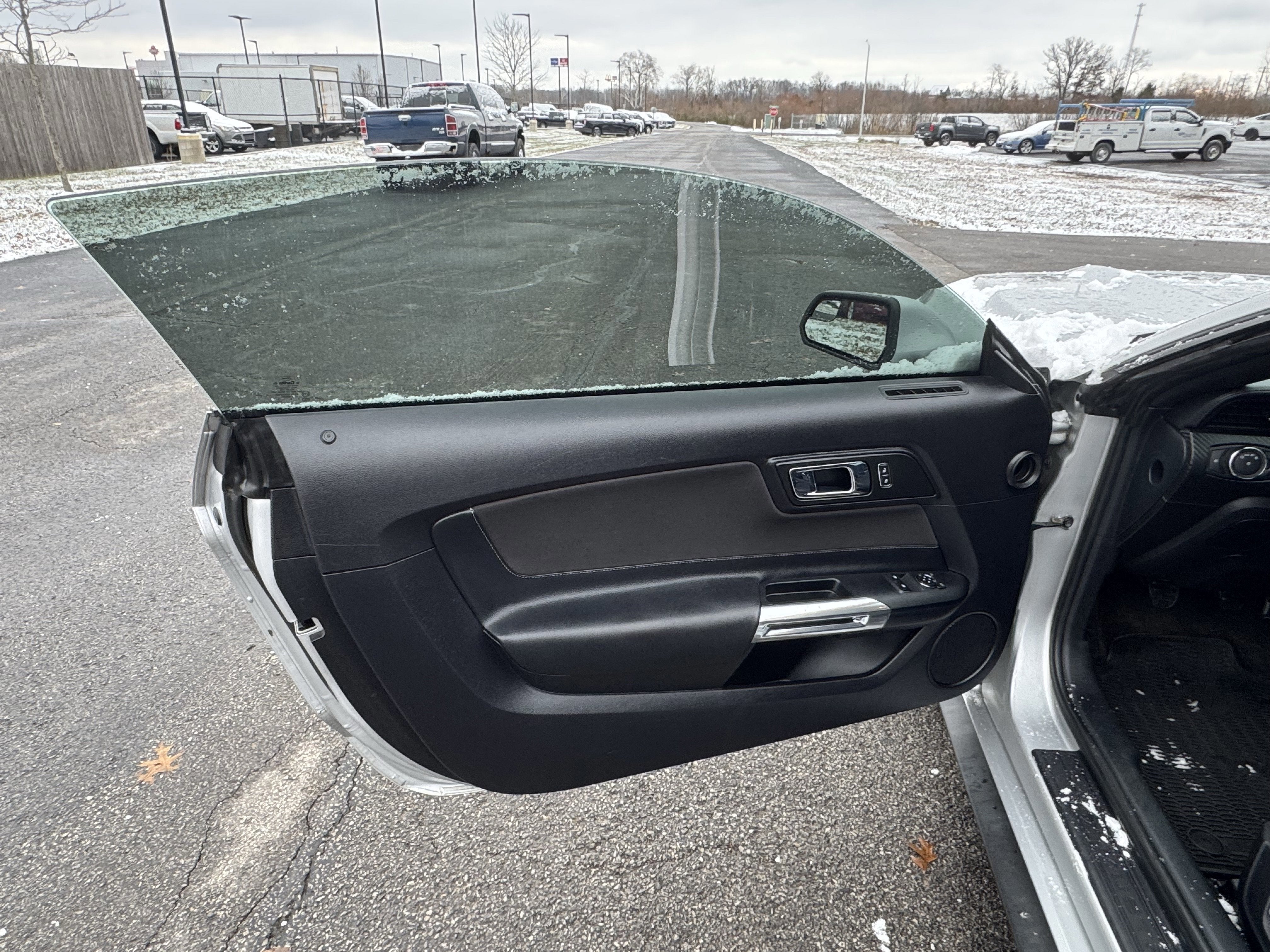 2015 Ford Mustang V6