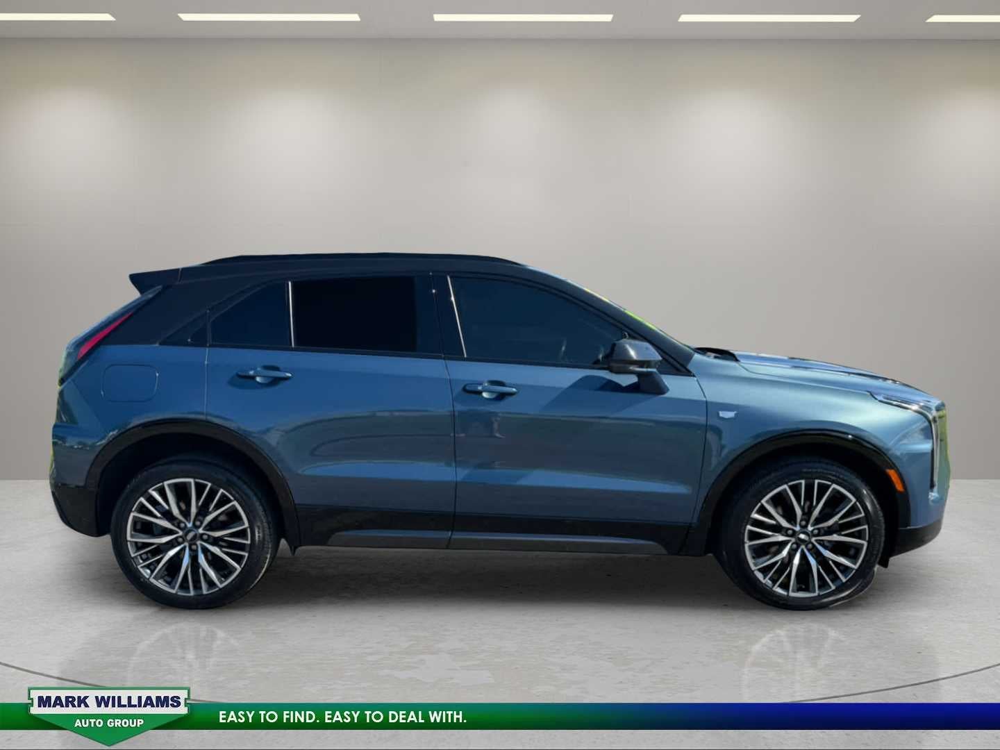 2024 Cadillac XT4 AWD Sport