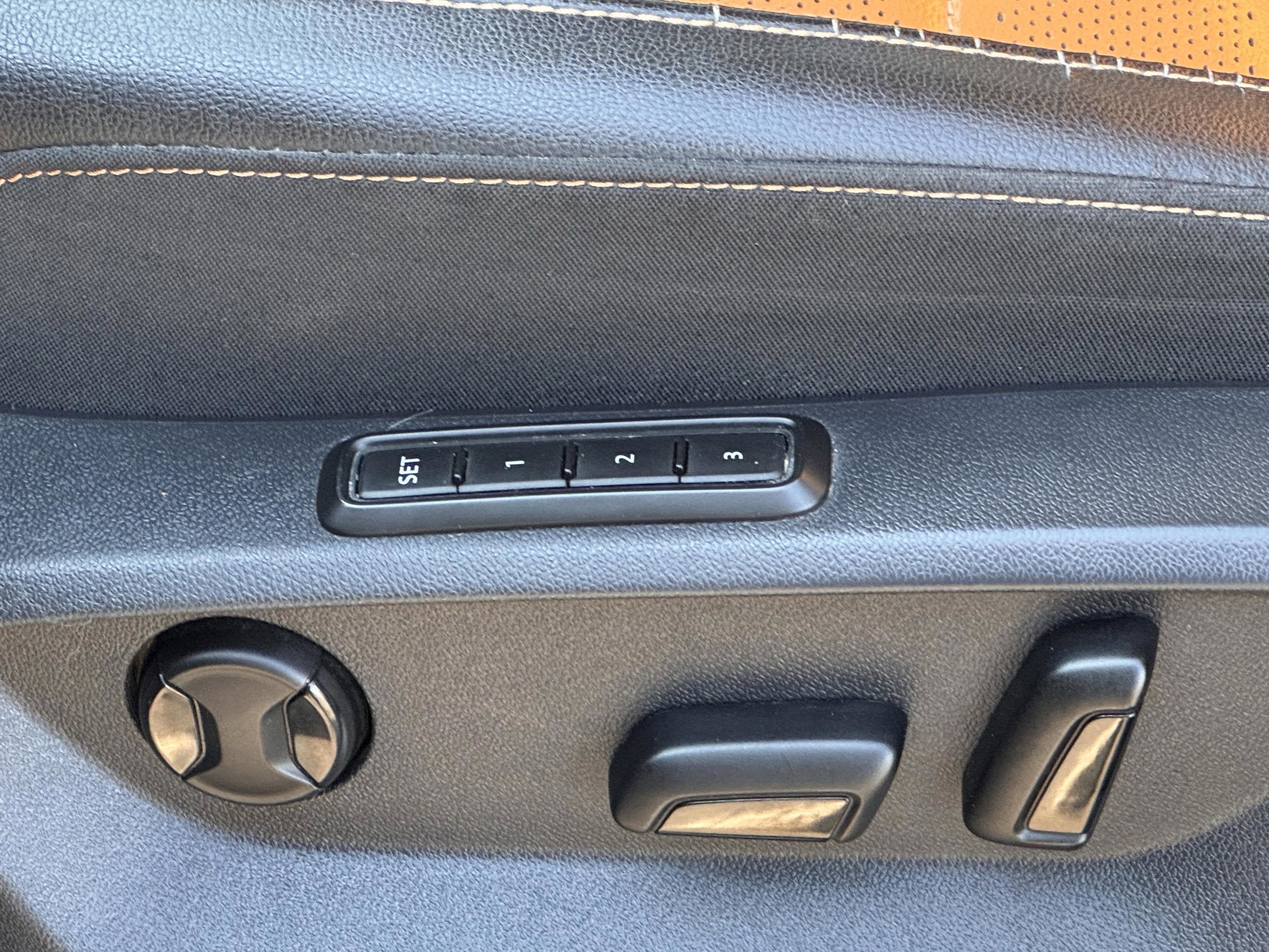 2018 Volkswagen Atlas SEL Premium 4Motion