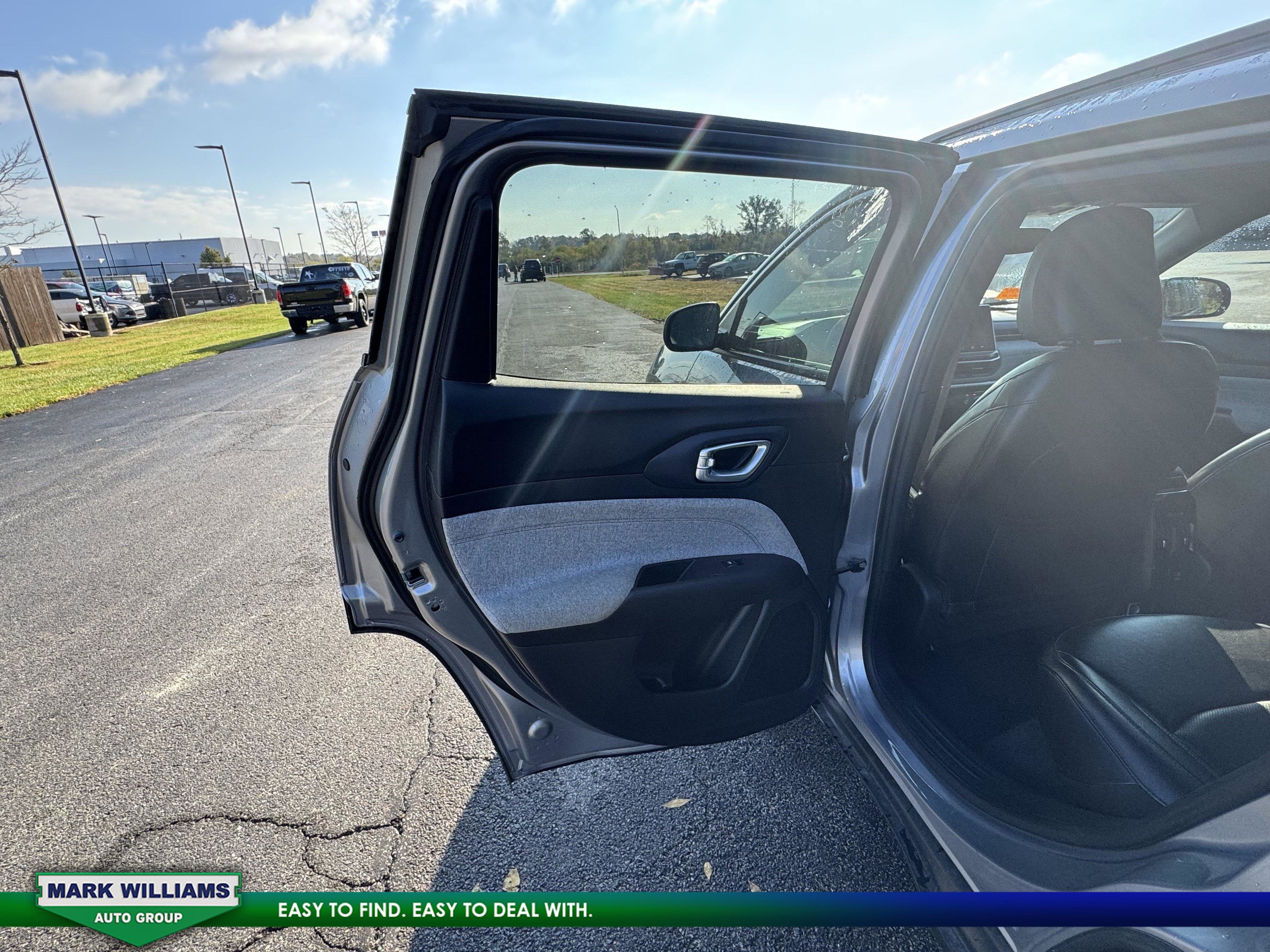 2023 Jeep Compass Latitude Lux