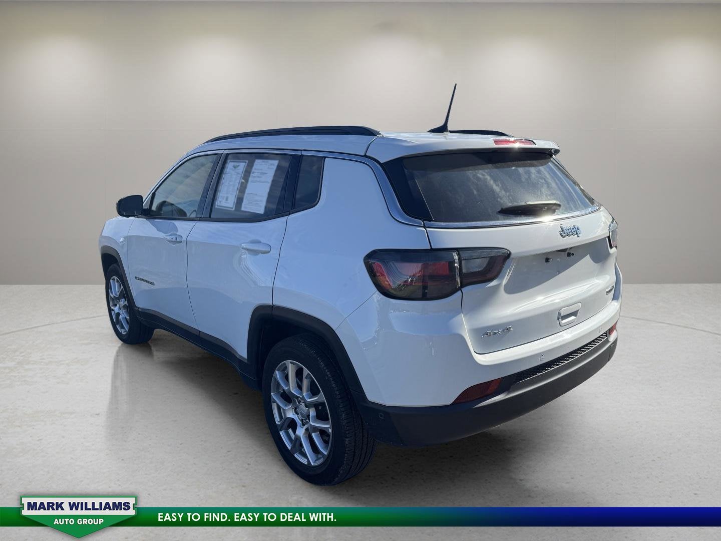 2024 Jeep Compass Latitude Lux
