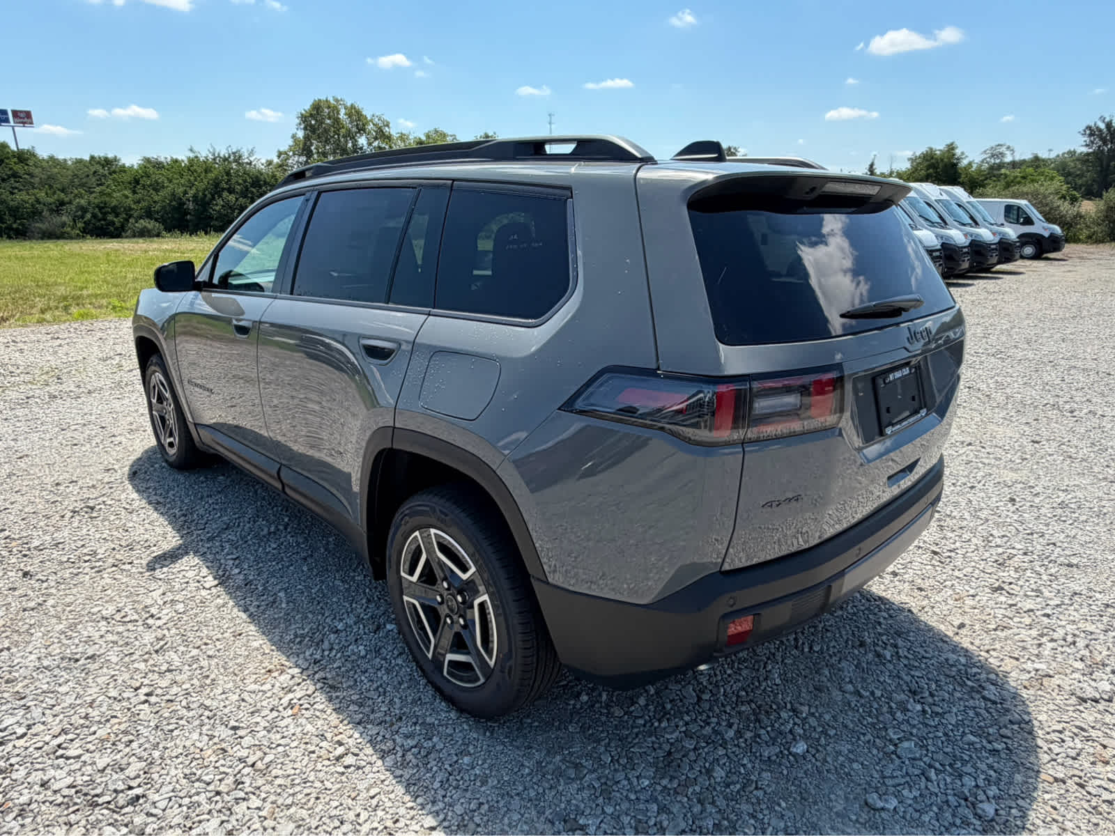 2026 Jeep Cherokee Laredo