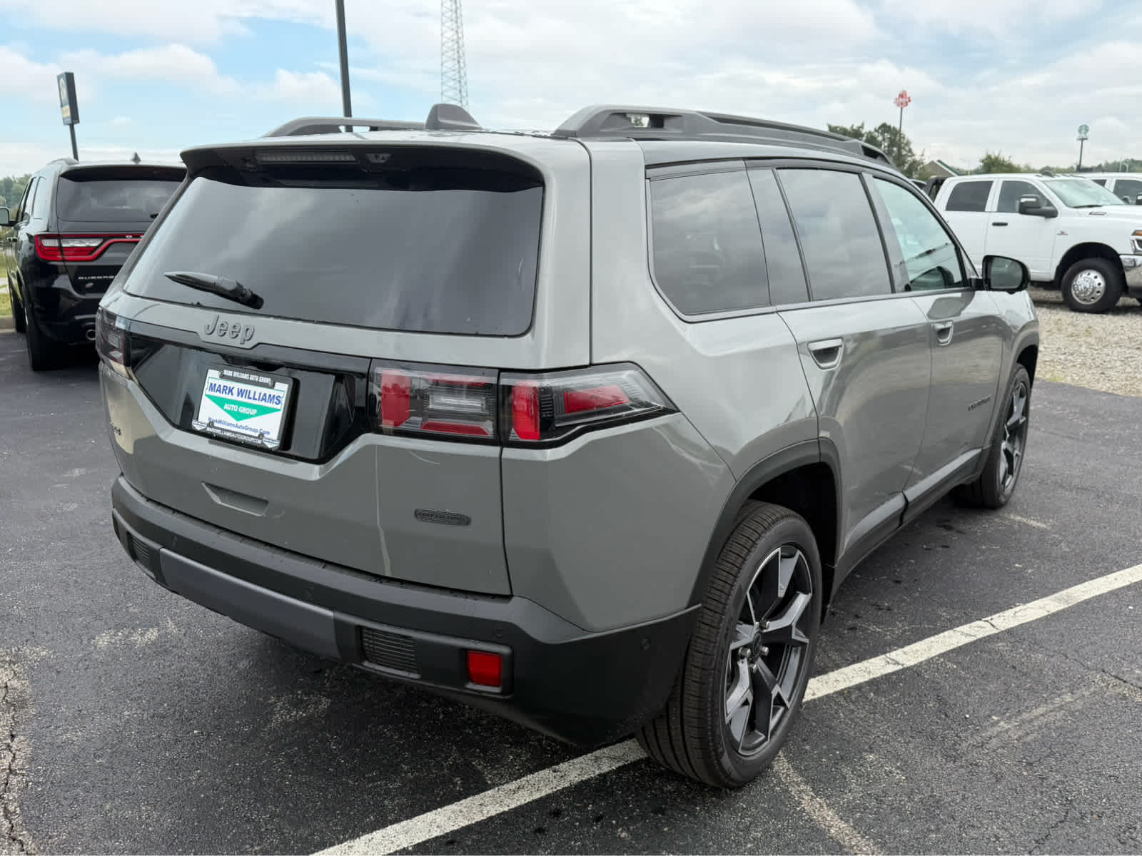 2026 Jeep Cherokee Overland