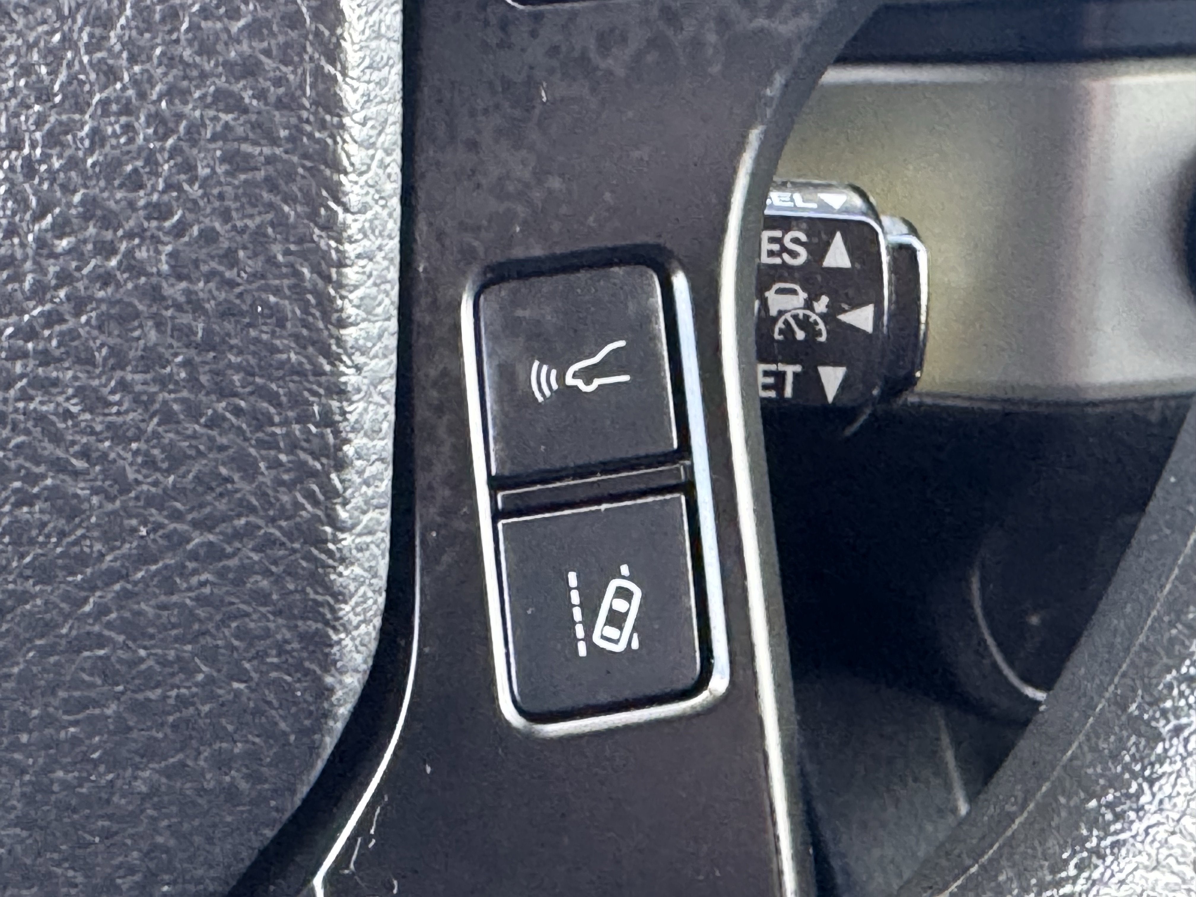 2022 Toyota Tacoma SR V6