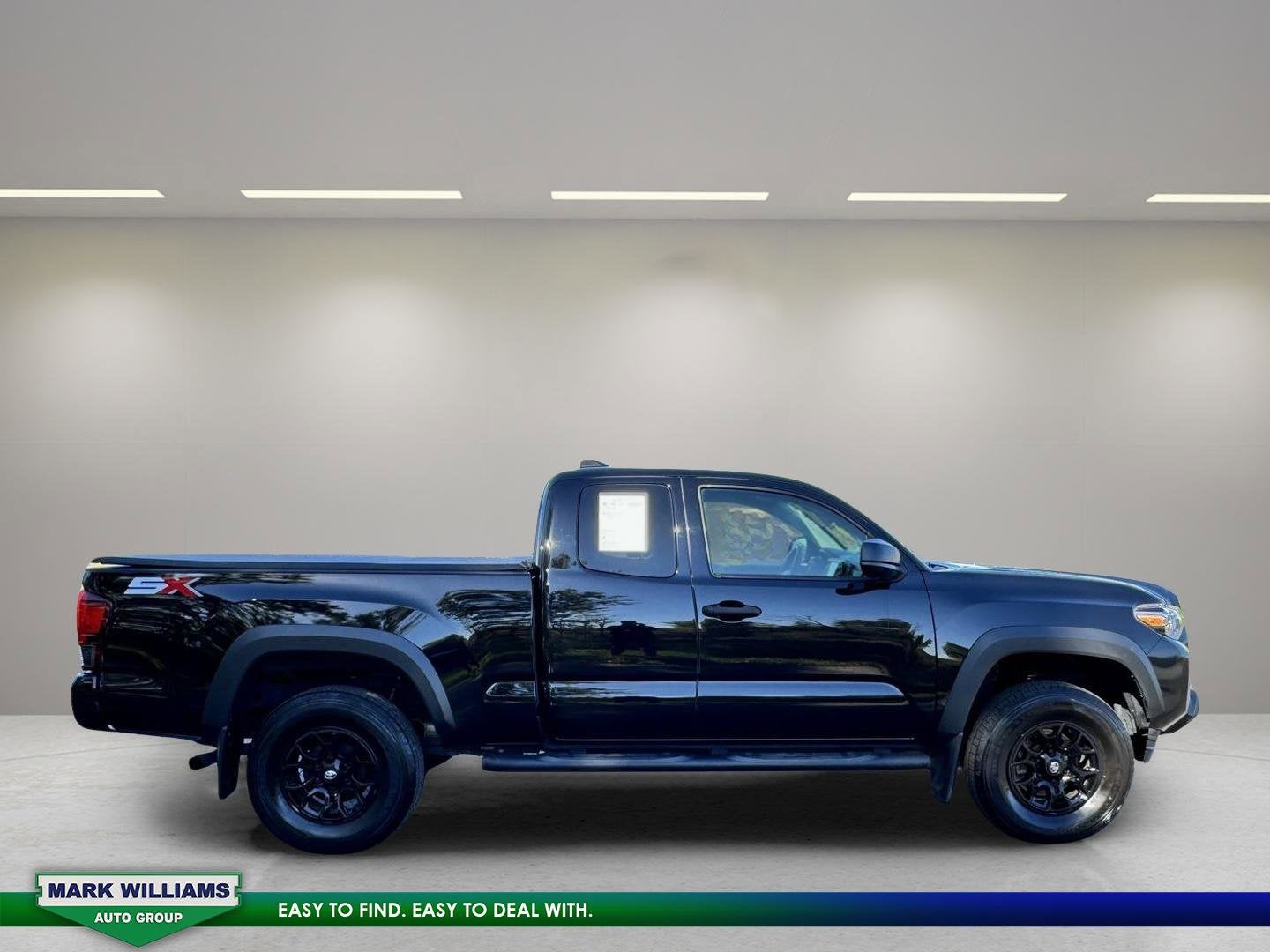 2022 Toyota Tacoma SR V6