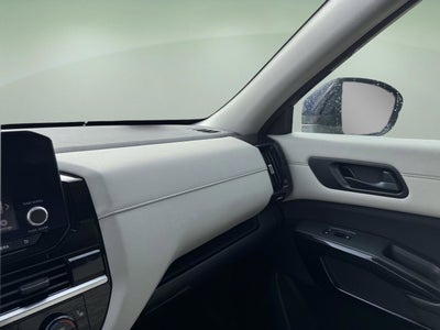 2023 Nissan Pathfinder SV